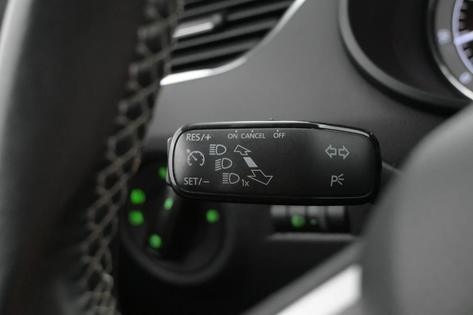 Car Image - 5zYbDNDDCzCe2qiX7MGo1Y