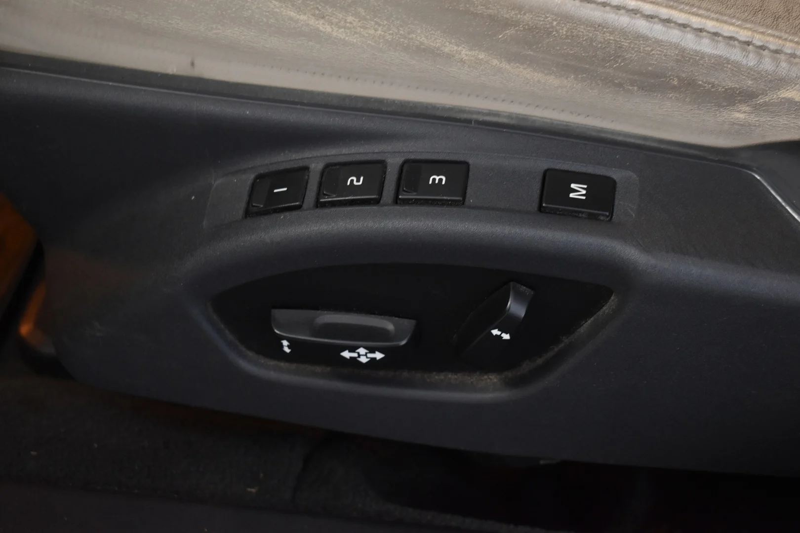 Car Image - 6yDRwOwe7r5qwEh09CZgkx