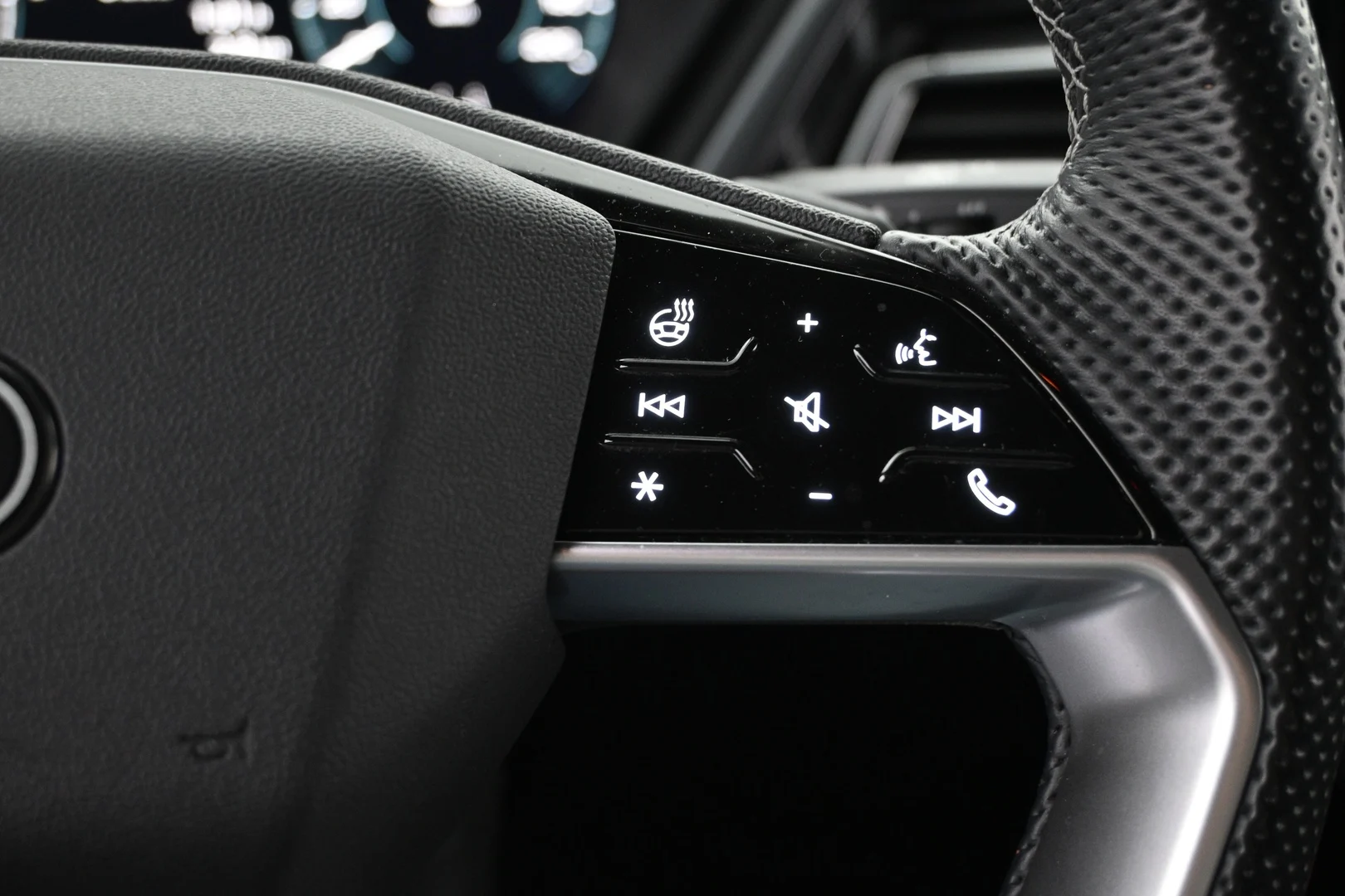 Car Image - 2bX5vKIBSfr9AujxOupn6l
