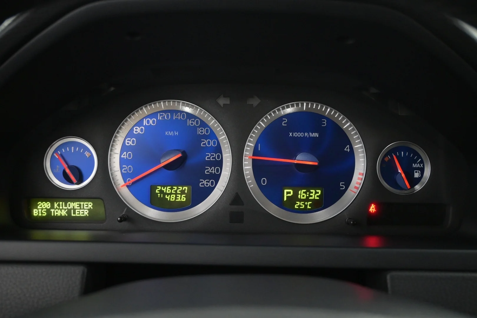Car Image - 3cKmaQrdkvNbWYGWQN3mol