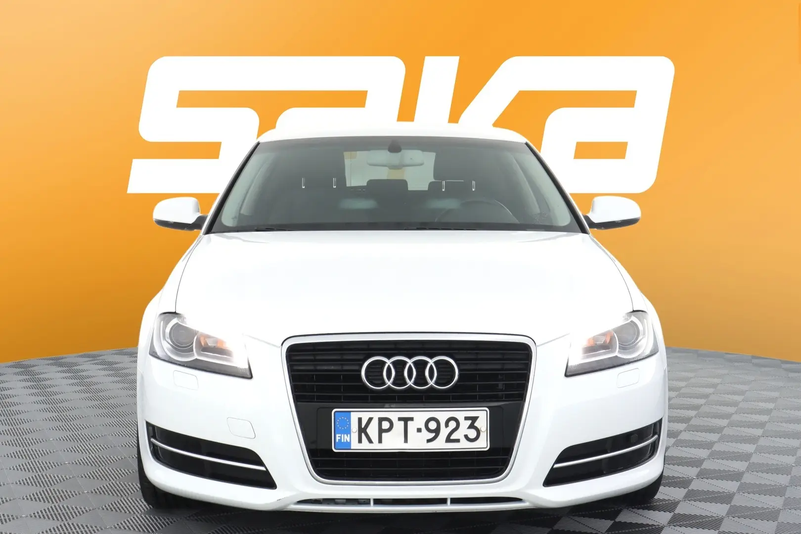 Car Image - 5llH6vrUOTUIv7bVVMjJ31