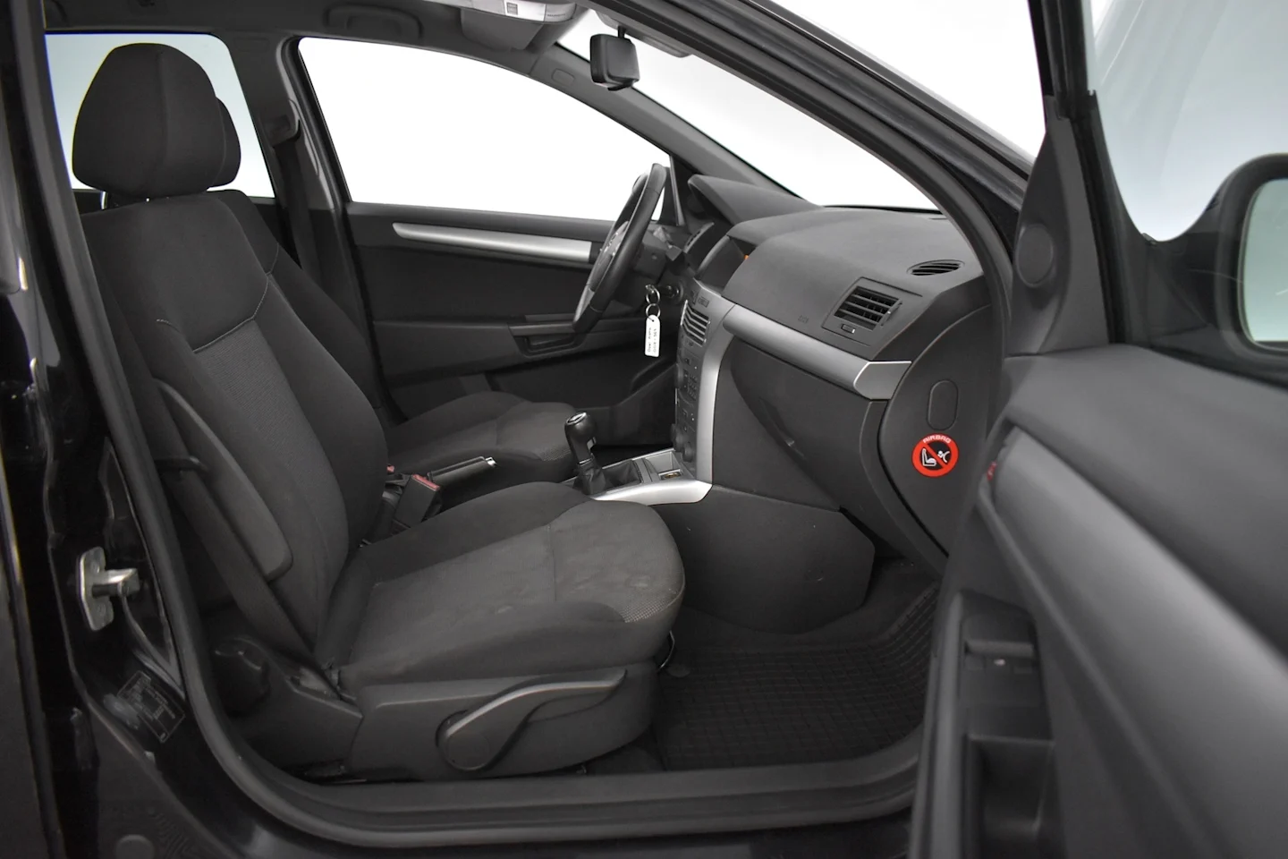 Car Image - 5NP02Rn6mF6lEVqAVJNLFV