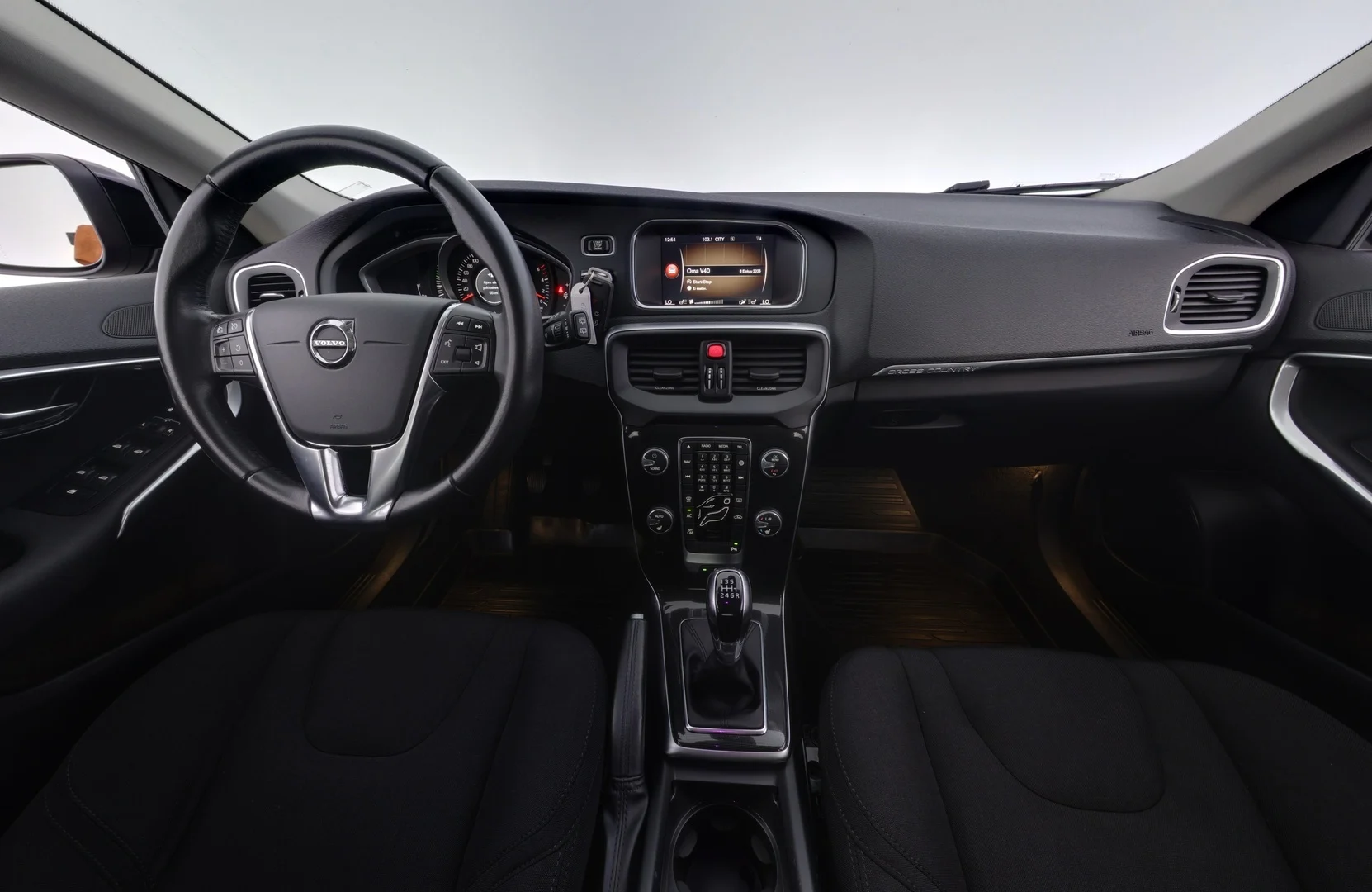 Car Image - 7lPIRqiTeBm3JRnAEOPbJK