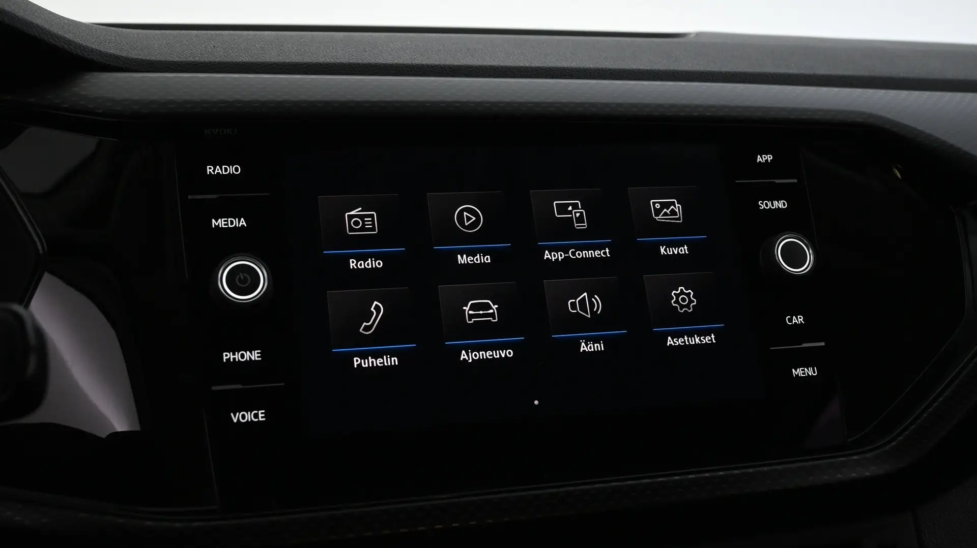 Car Image - 3vM6JE94FFzkENEtg7LCd9