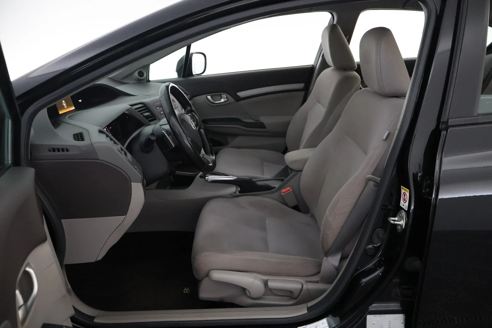 Car Image - 2bYbWG85PbLUVB0BaFHQb1