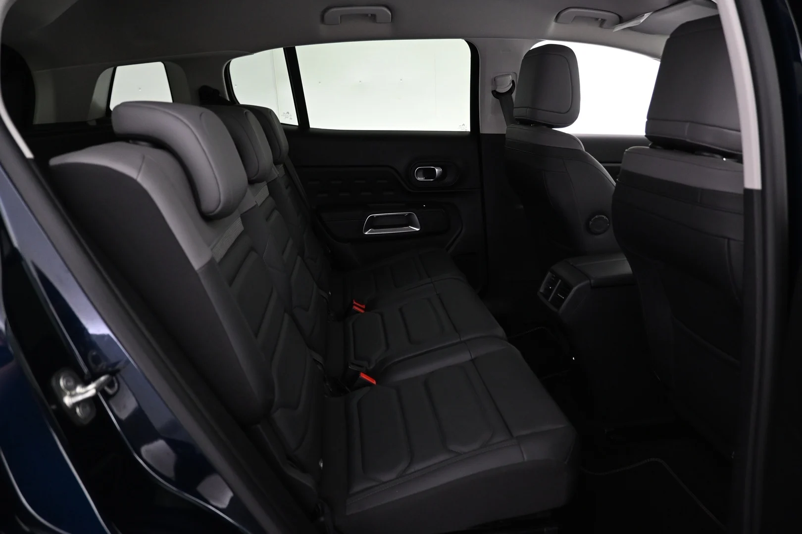 Car Image - 60DMMFqkjCxT53i5zFODy9