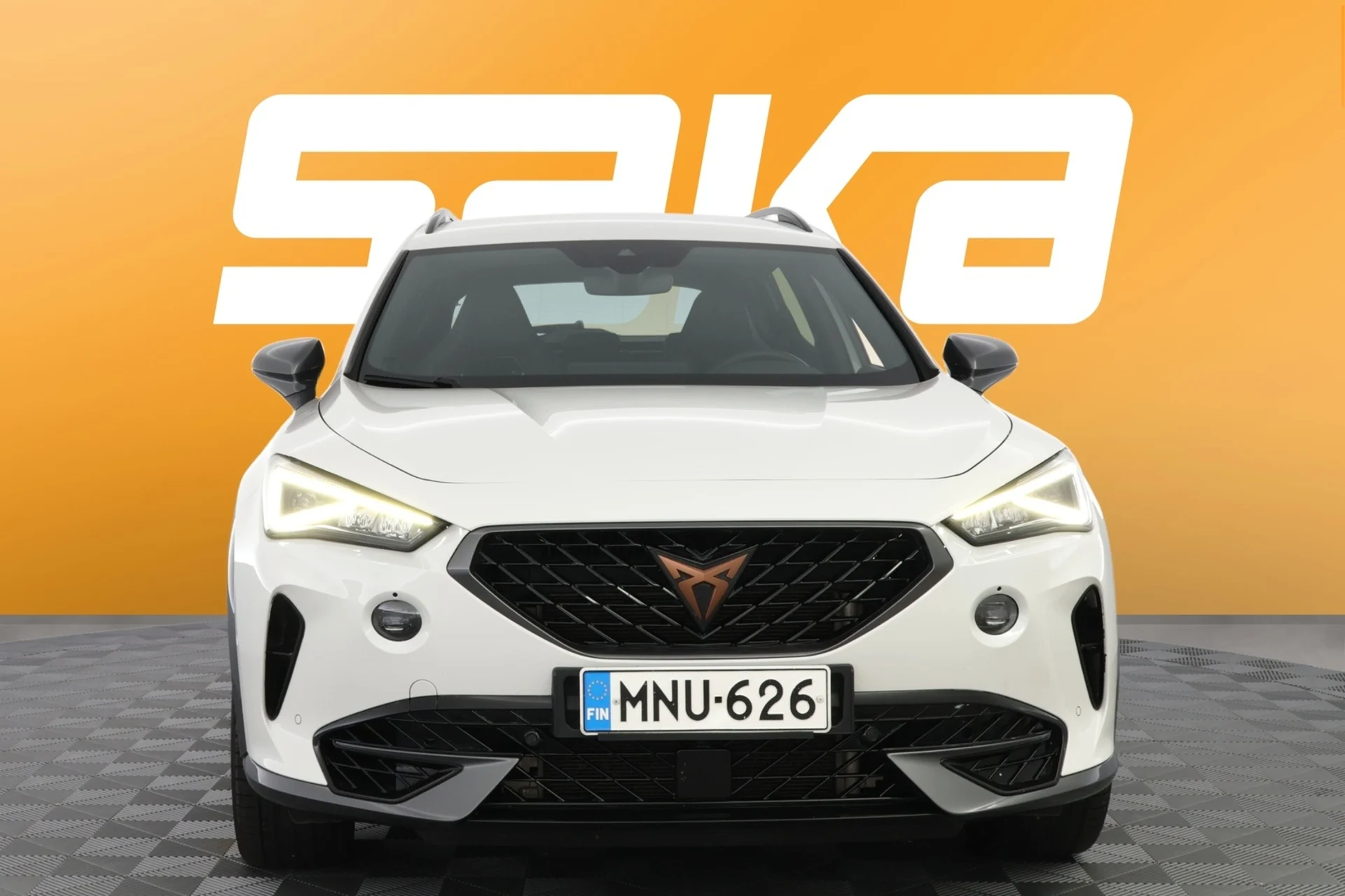 Car Image - 3z0QStnybrDbFFlkcgK3rN