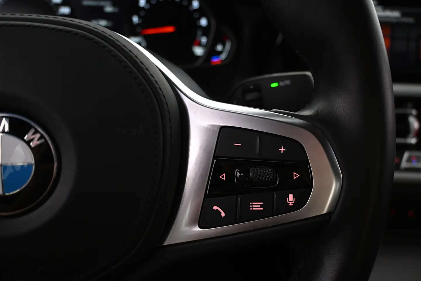 Car Image - oicI0oxzlmAR0Cd6Df4PG