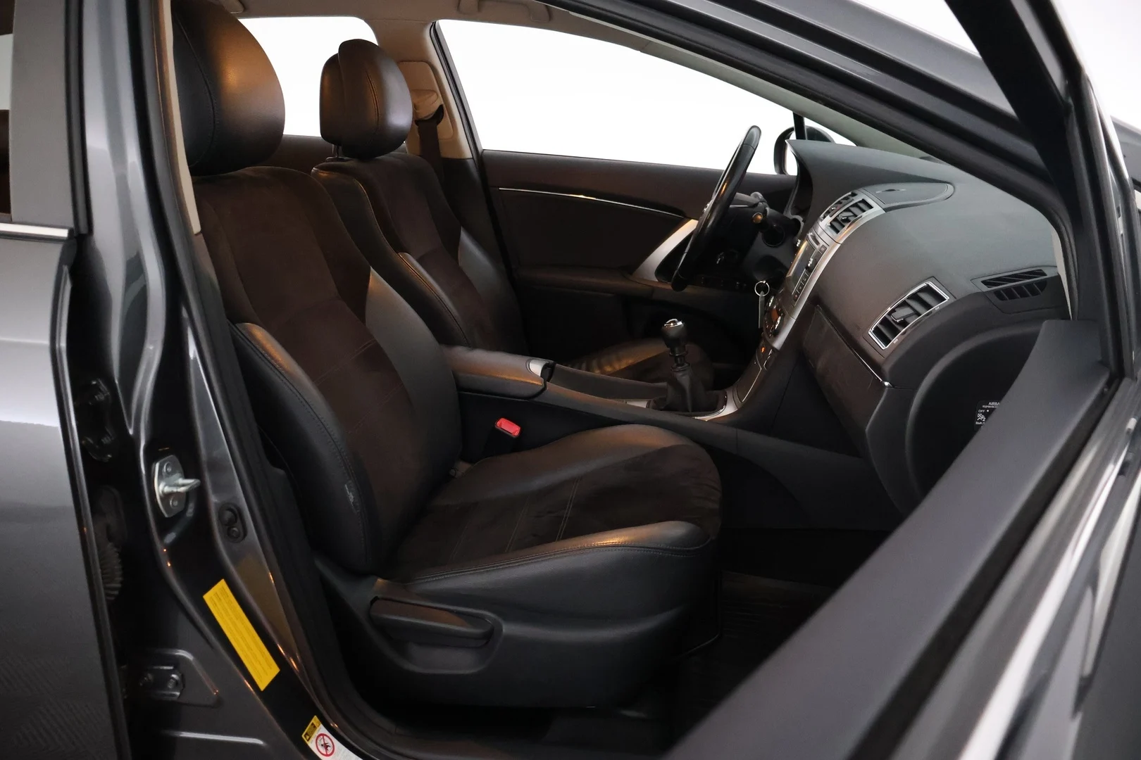 Car Image - 3tLBm4AQw2kYYvEkw3ywuQ
