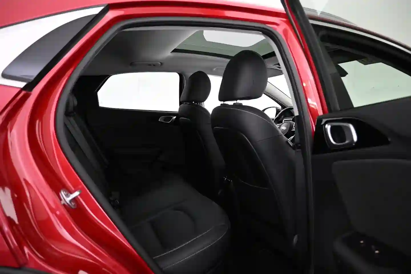 Car Image - 7yTvqjuFoFJ7DMy15JKdUL