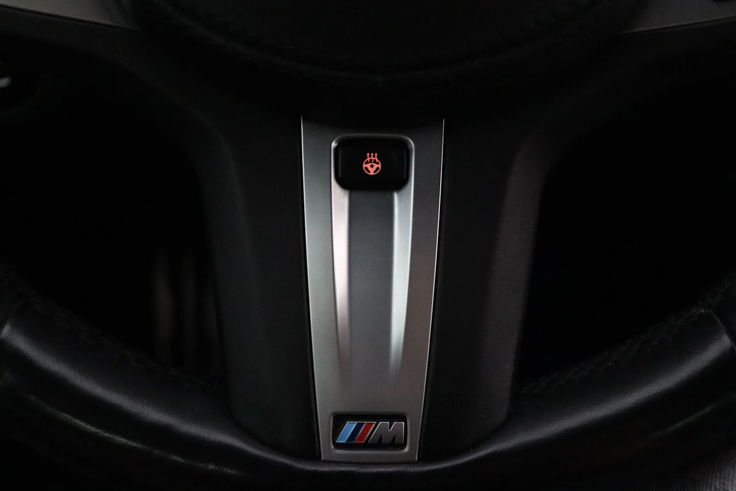 Car Image - 4LO6YIWdJpUPe1jzOrPihC