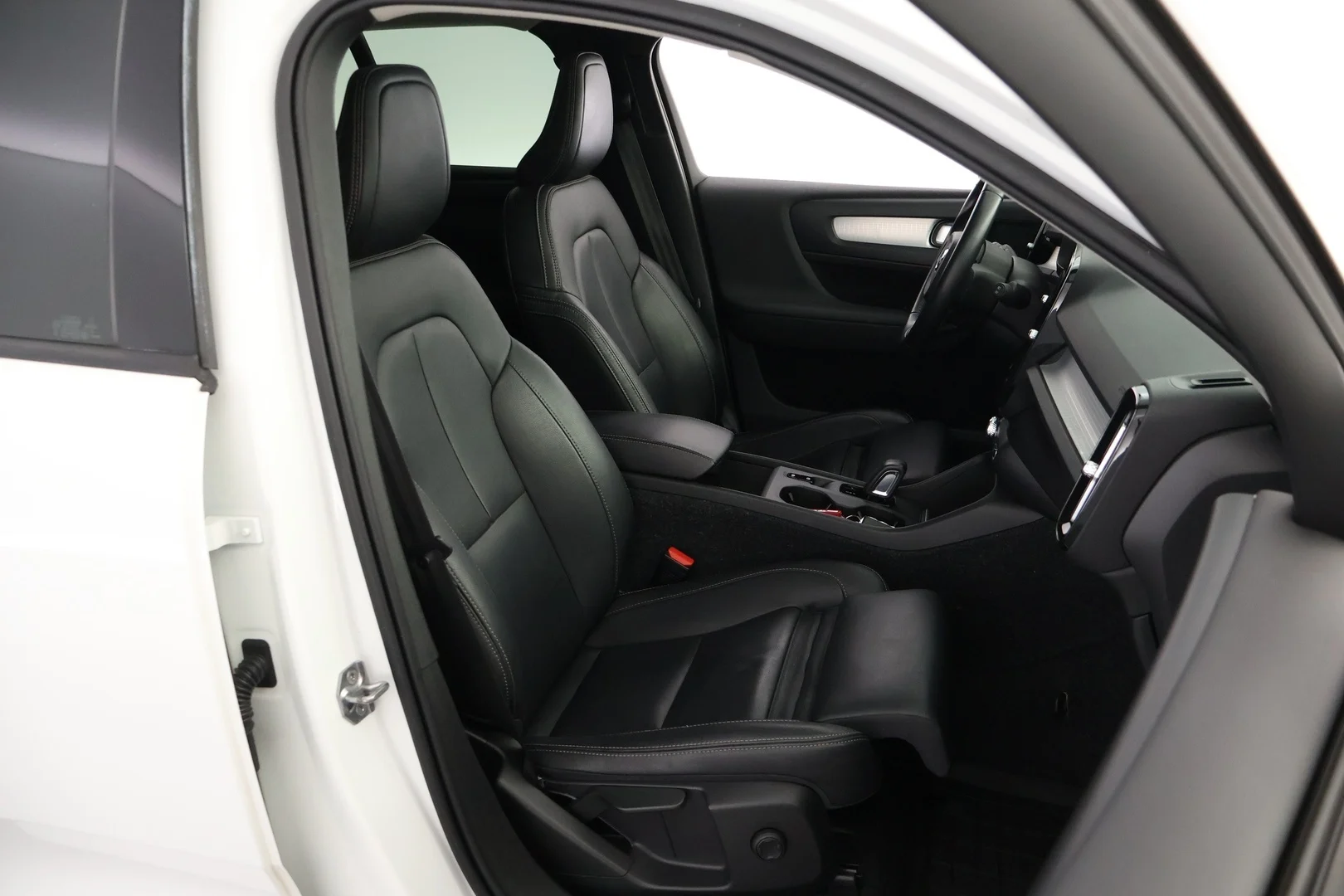 Car Image - 1BmrkrT6qdAcCvmw7nrUXB