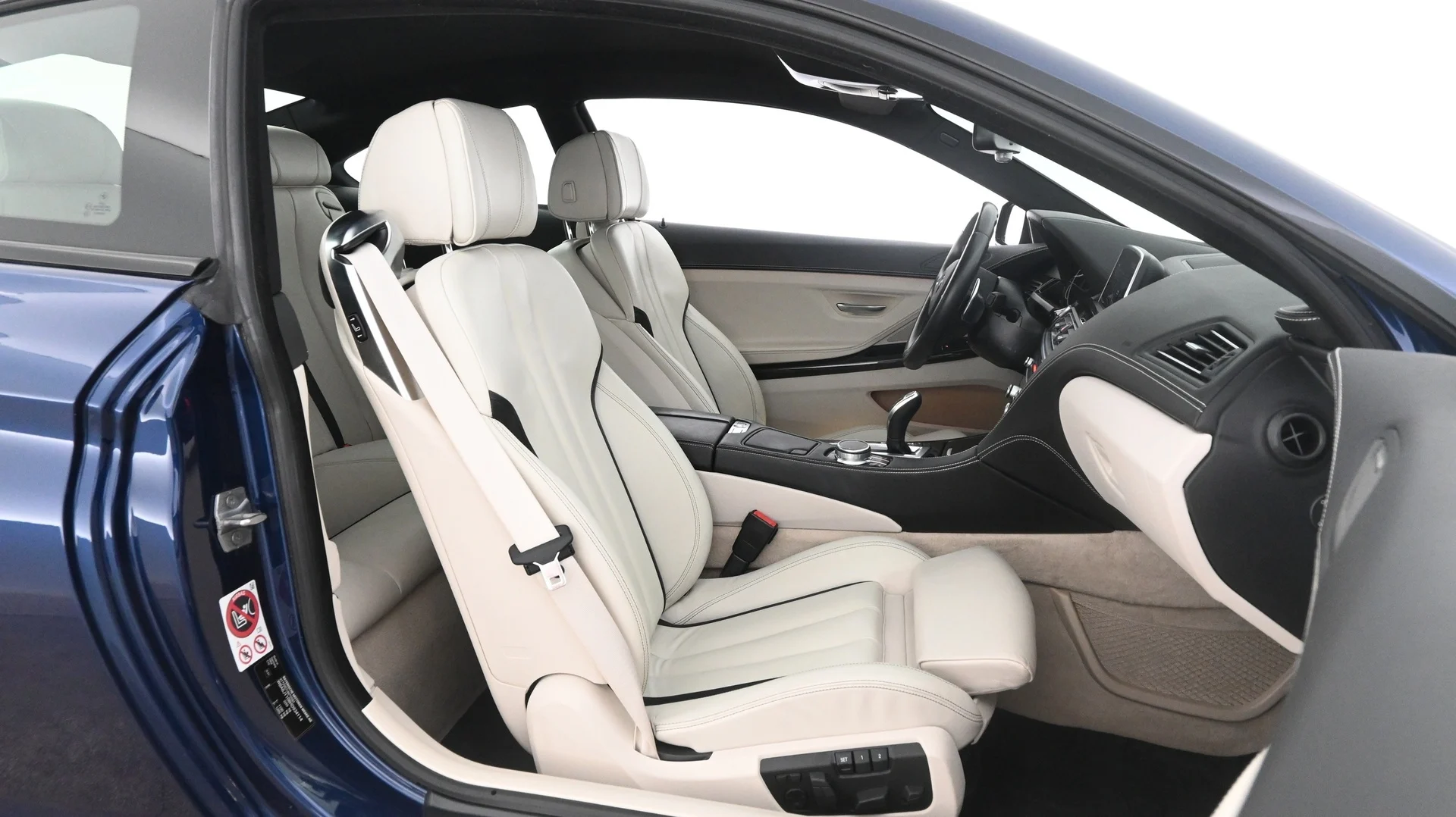Car Image - 2KxGU6n3yRiYt79PdXljEY