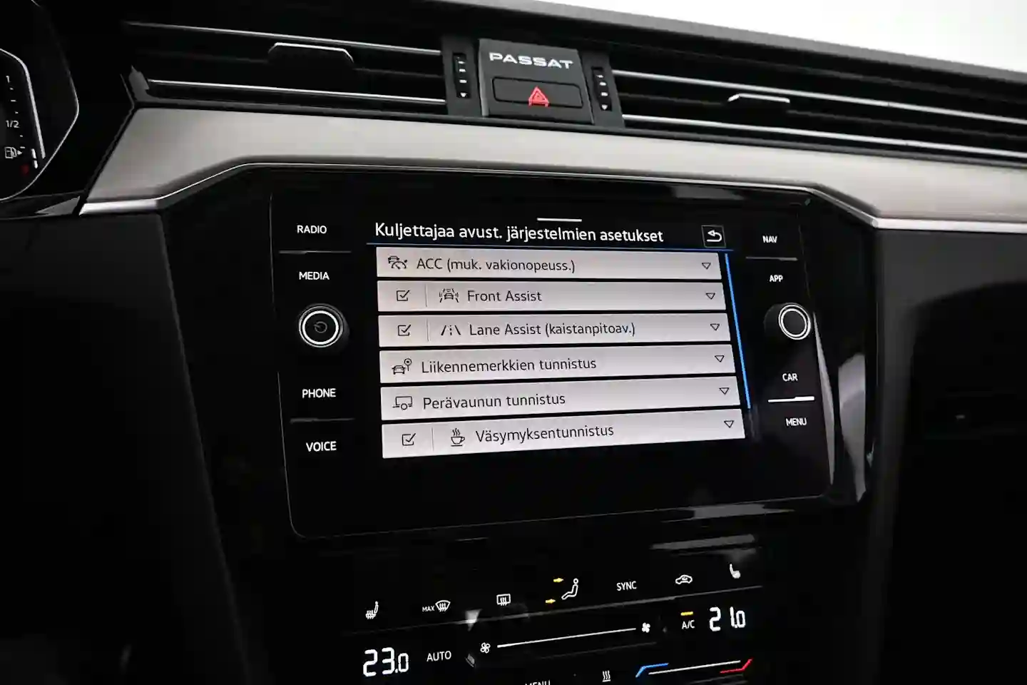 Car Image - 2JTnEZYd6C6Beq0T0ynYla