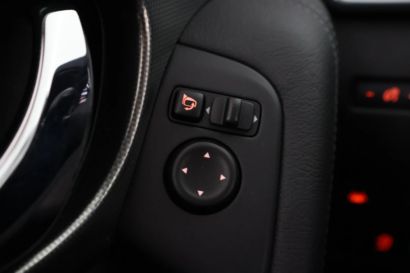 Car Image - UKvlaD5wFtkTEiru5hYep
