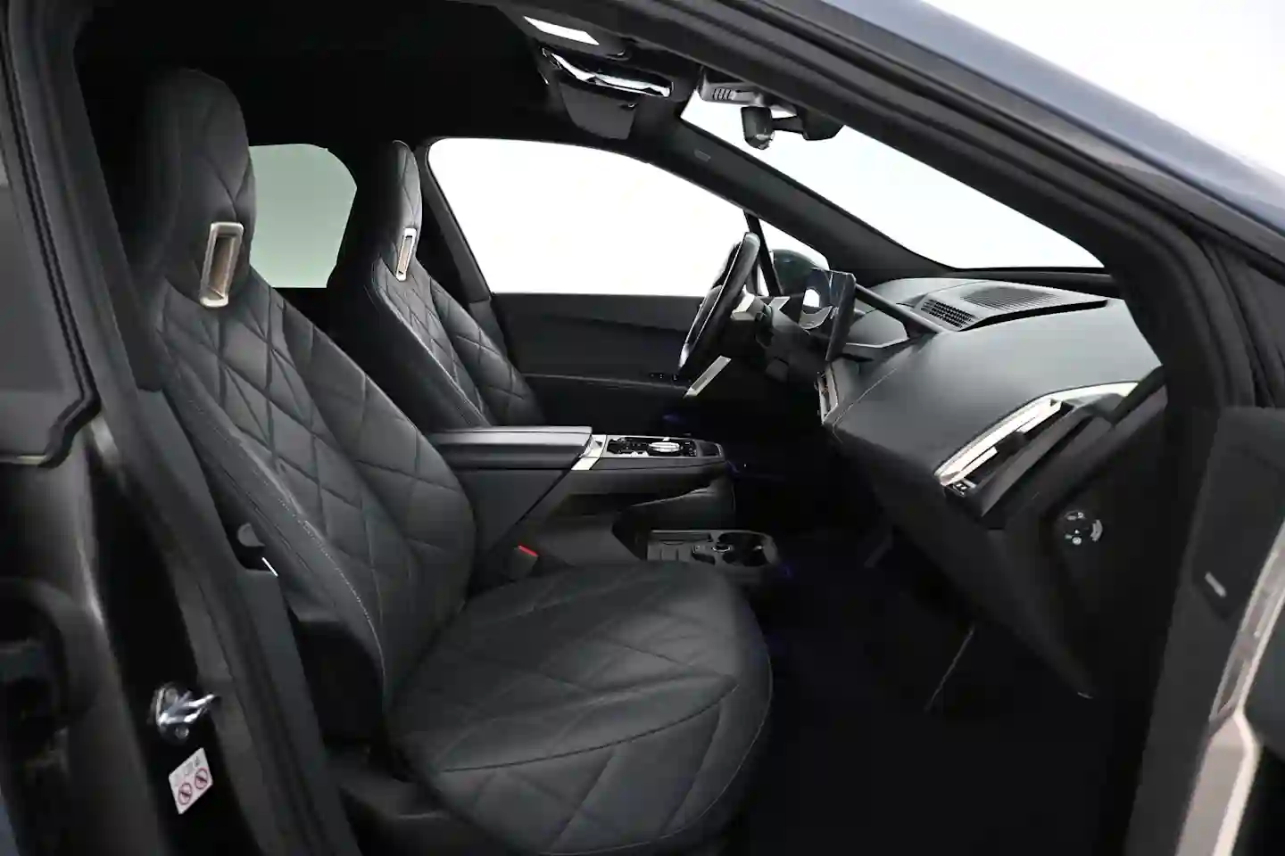 Car Image - 6yUh27omKWh4FlY7Bf6gD6