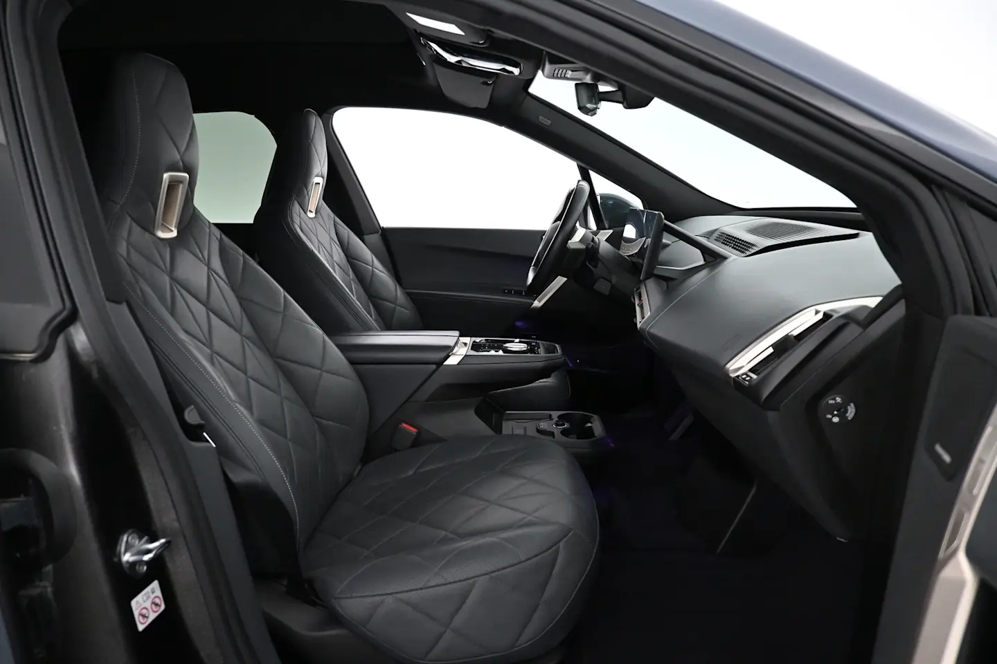 Car Image - 6yUh27omKWh4FlY7Bf6gD6