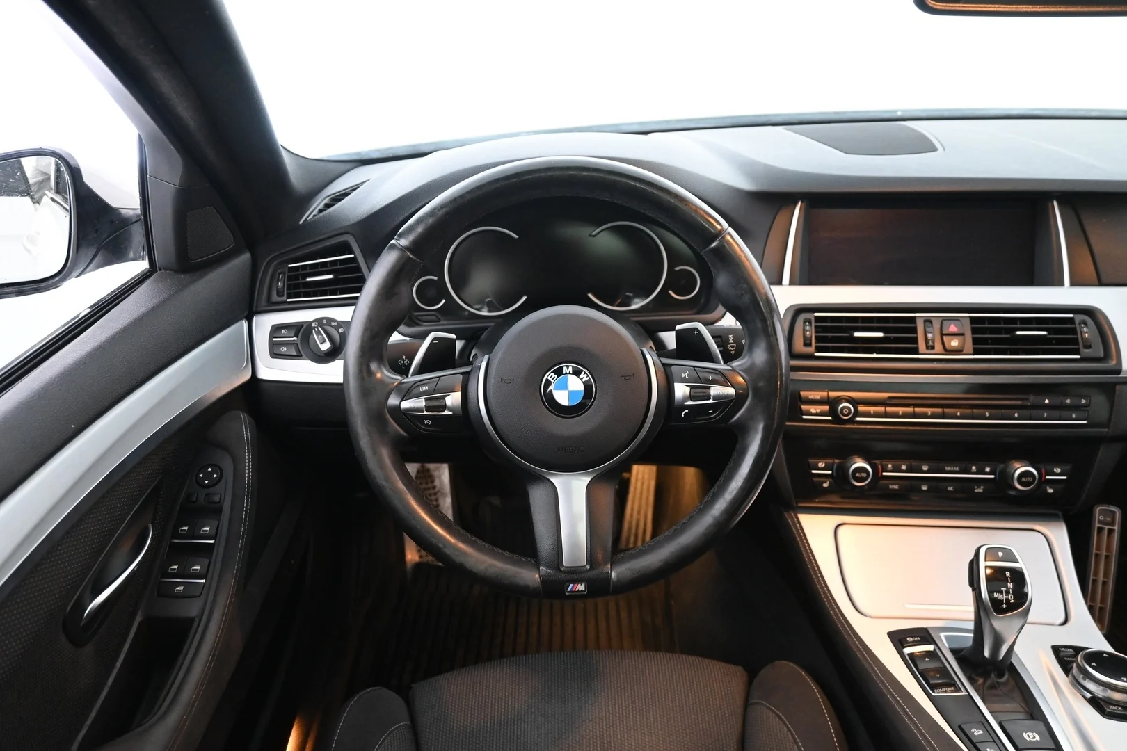 Car Image - 4TCllK5PK1Y8XDbf34SoR3