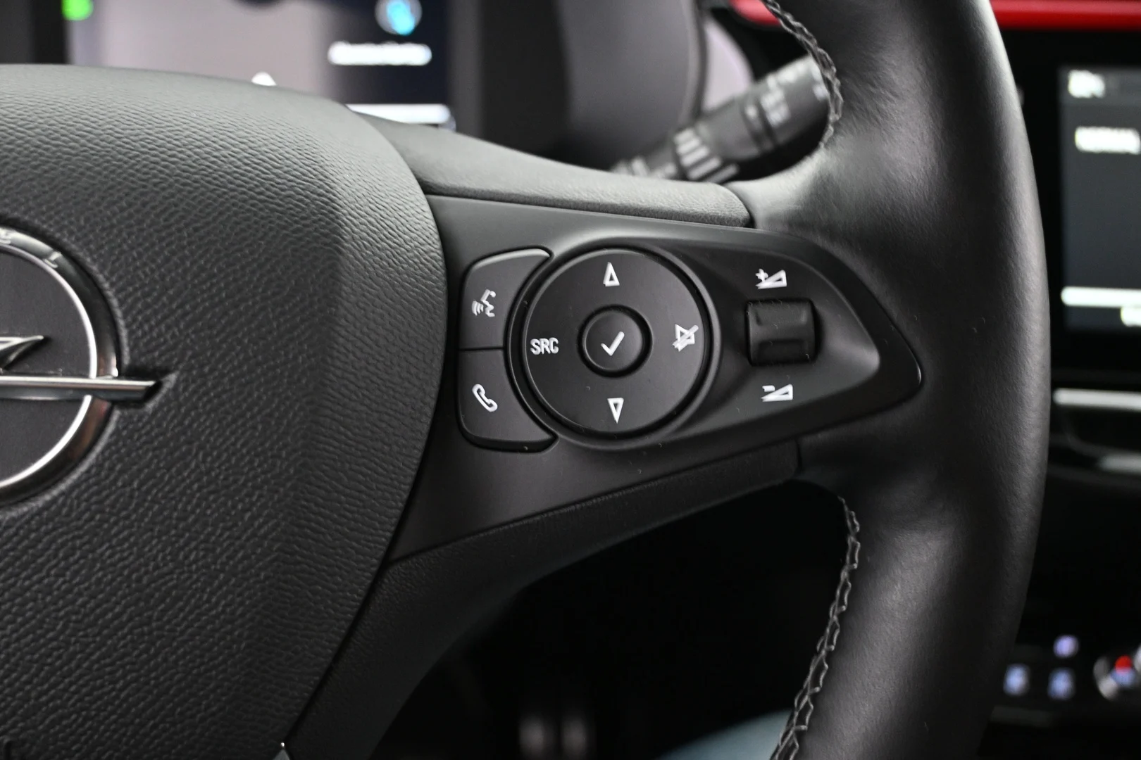 Car Image - 1MWAAIRbCggryhBflRJiWv