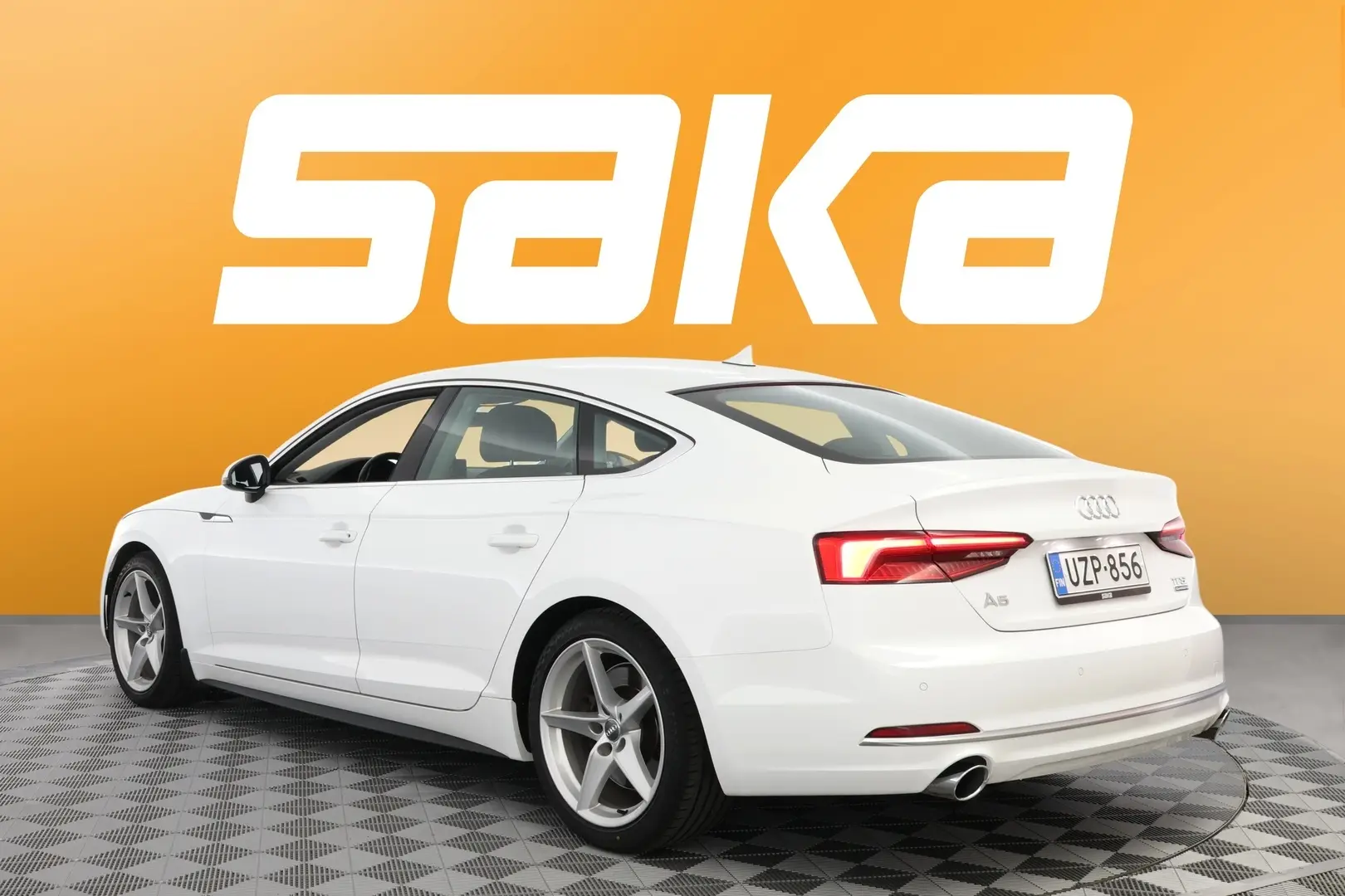 Car Image - 63aQjL39zCc7r7GE8A6l1b