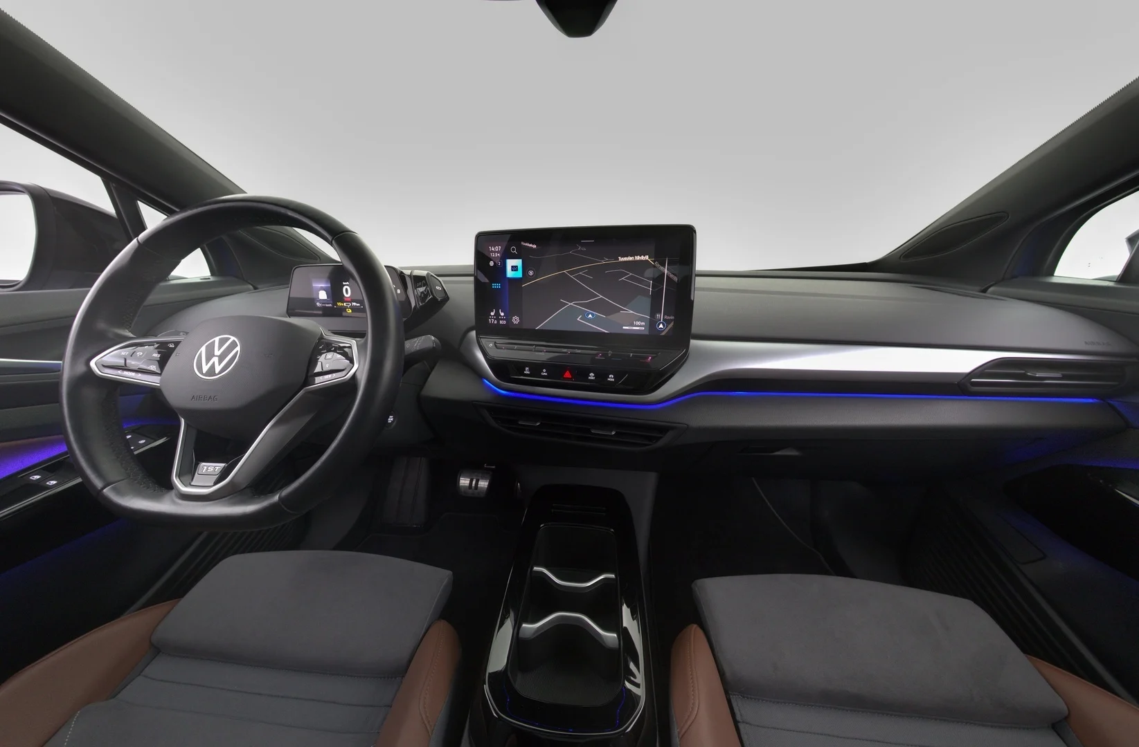 Car Image - 44DVZDUFhNUfRM1o81UsJx