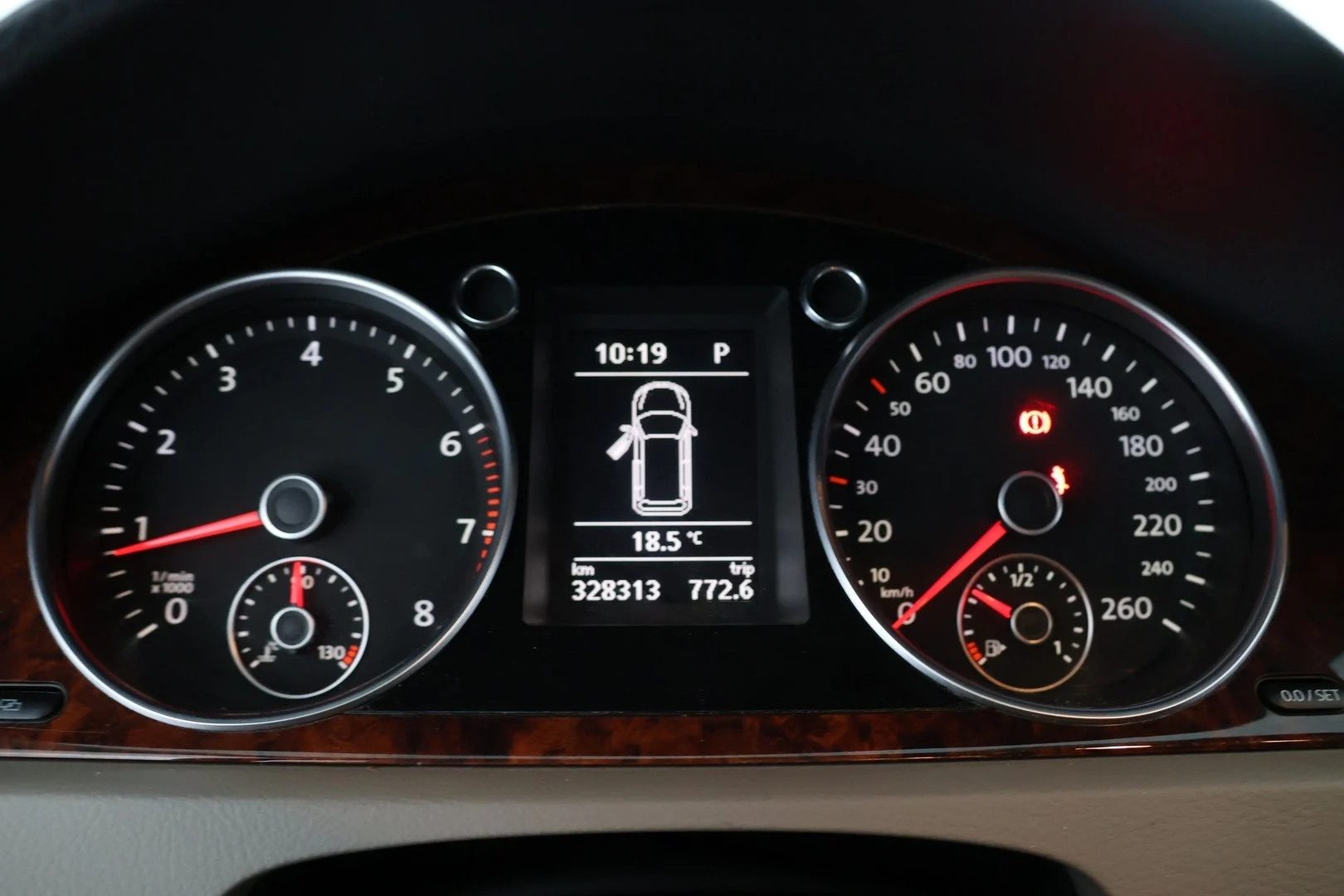 Car Image - 2tuYGKsfCUTHF1U8KtyR9x