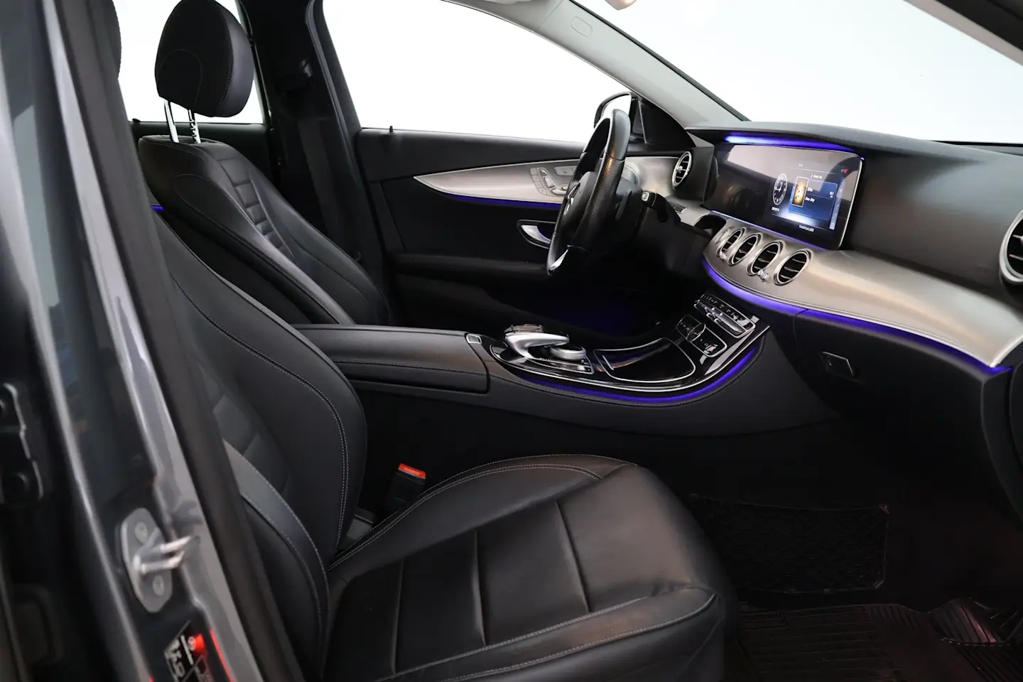 Car Image - 3At1xLI17HEMU9o2kACbUG
