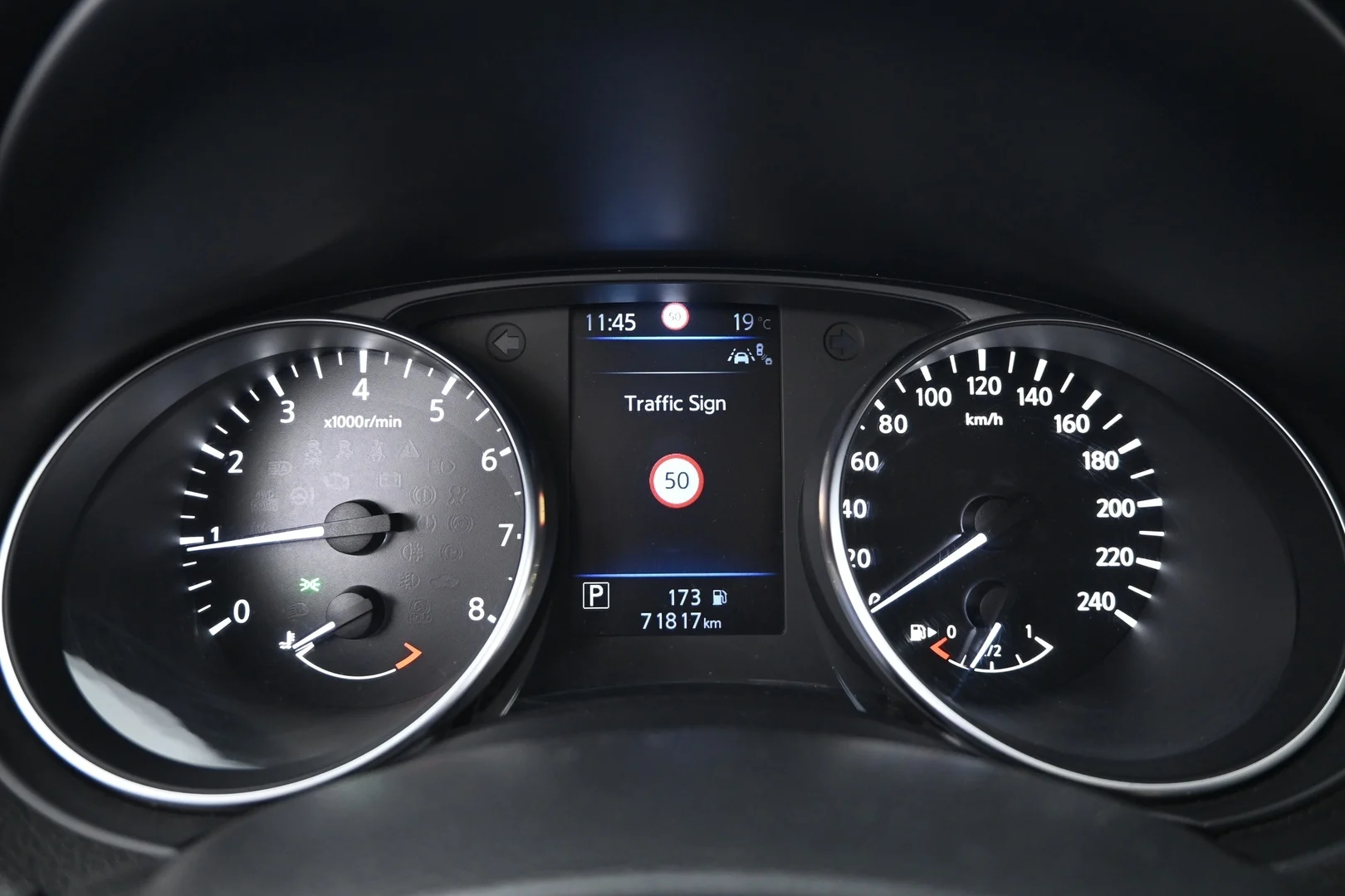 Car Image - 2bWF3Aeb6ZuNv8kS22admI