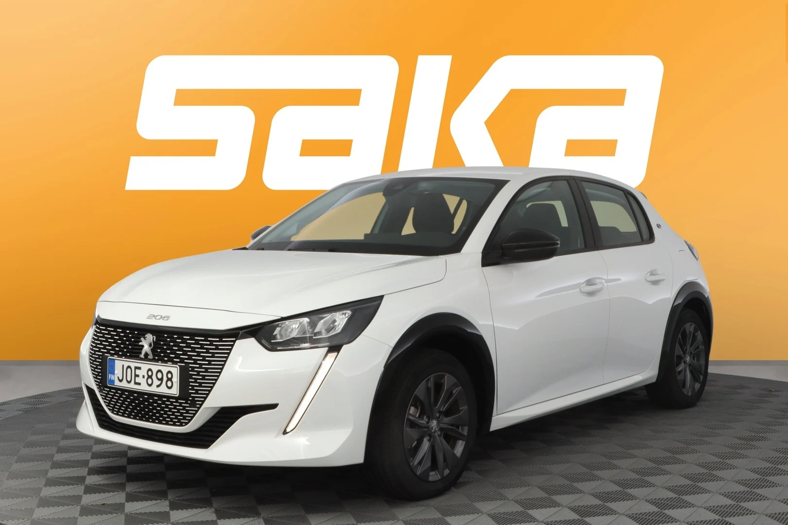 Car Image - 6qF4mXLBw32CFy6VxHtqxk