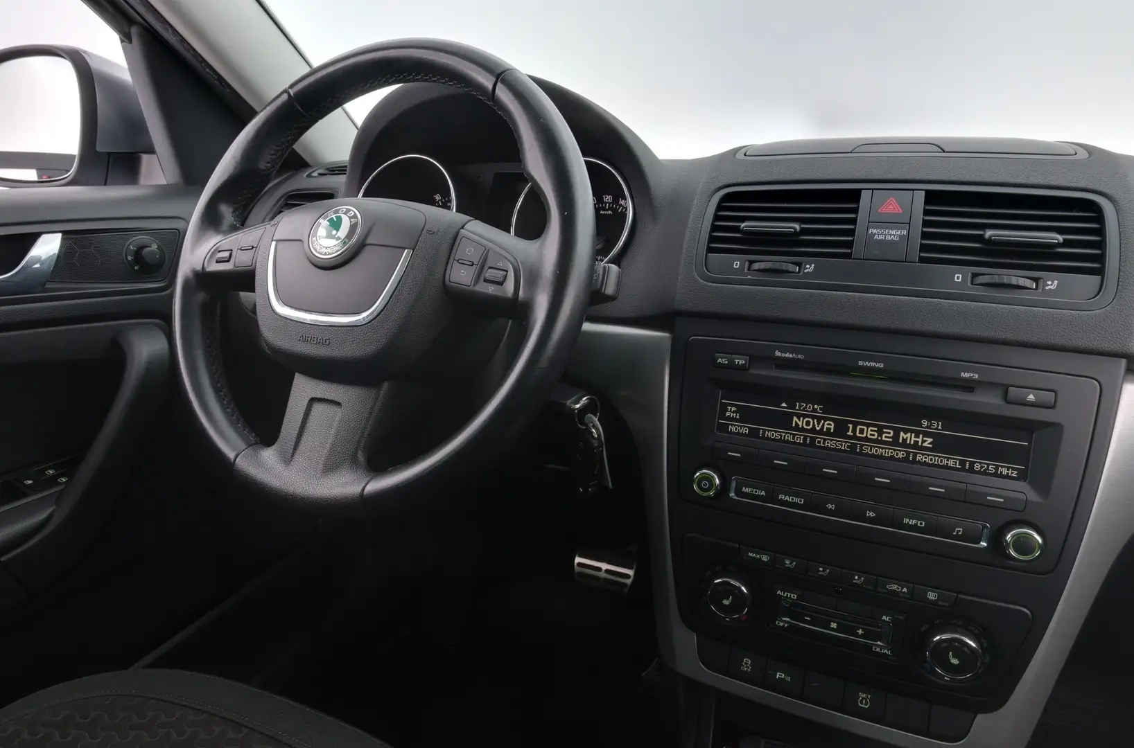 Car Image - 4R3h9hmYzpzQktl6YzLNZ7