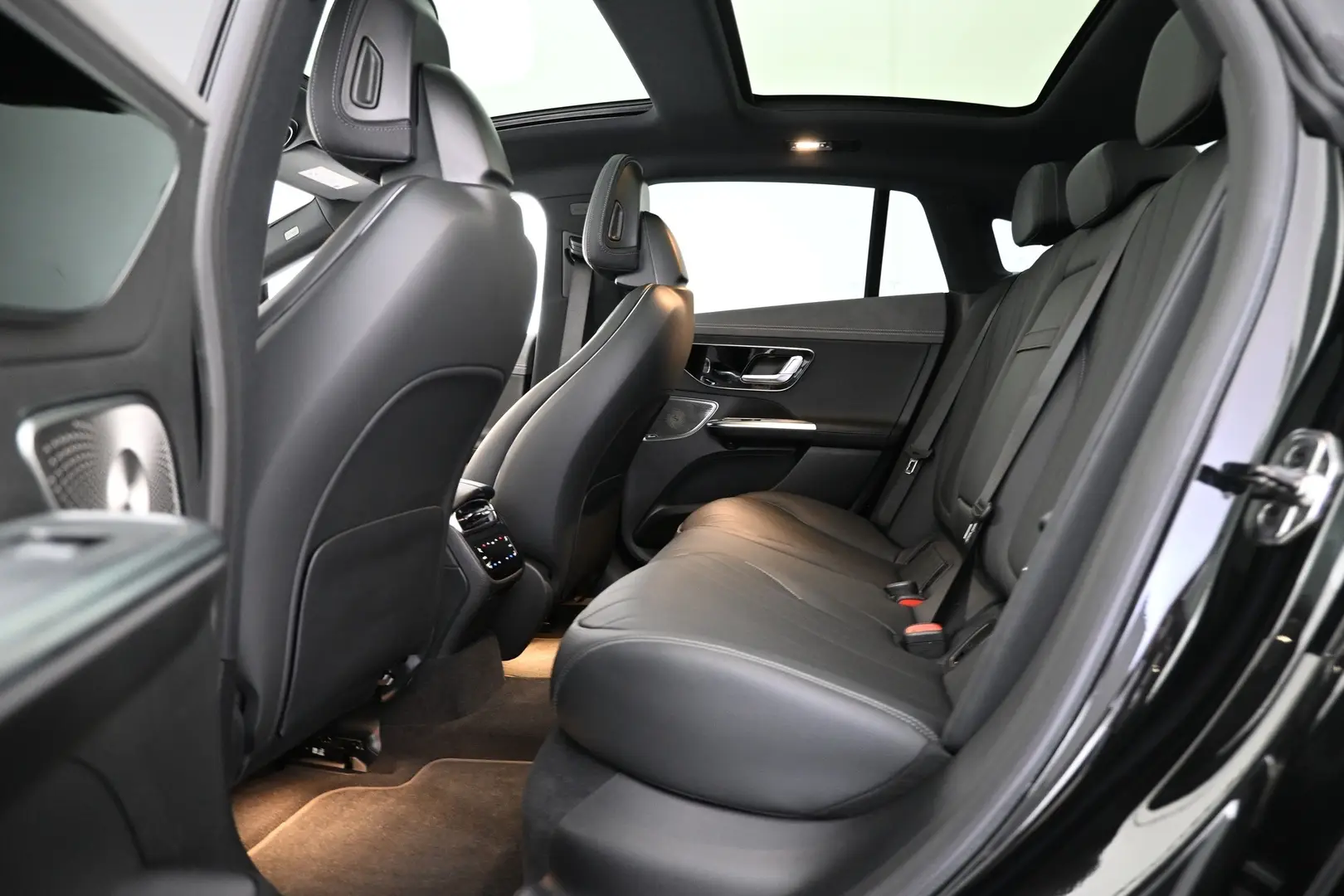 Car Image - 5gUq2CUMSE8M3YFnhYzw1O