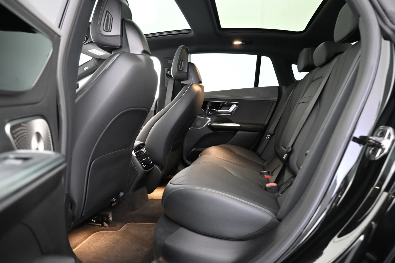 Car Image - 5gUq2CUMSE8M3YFnhYzw1O