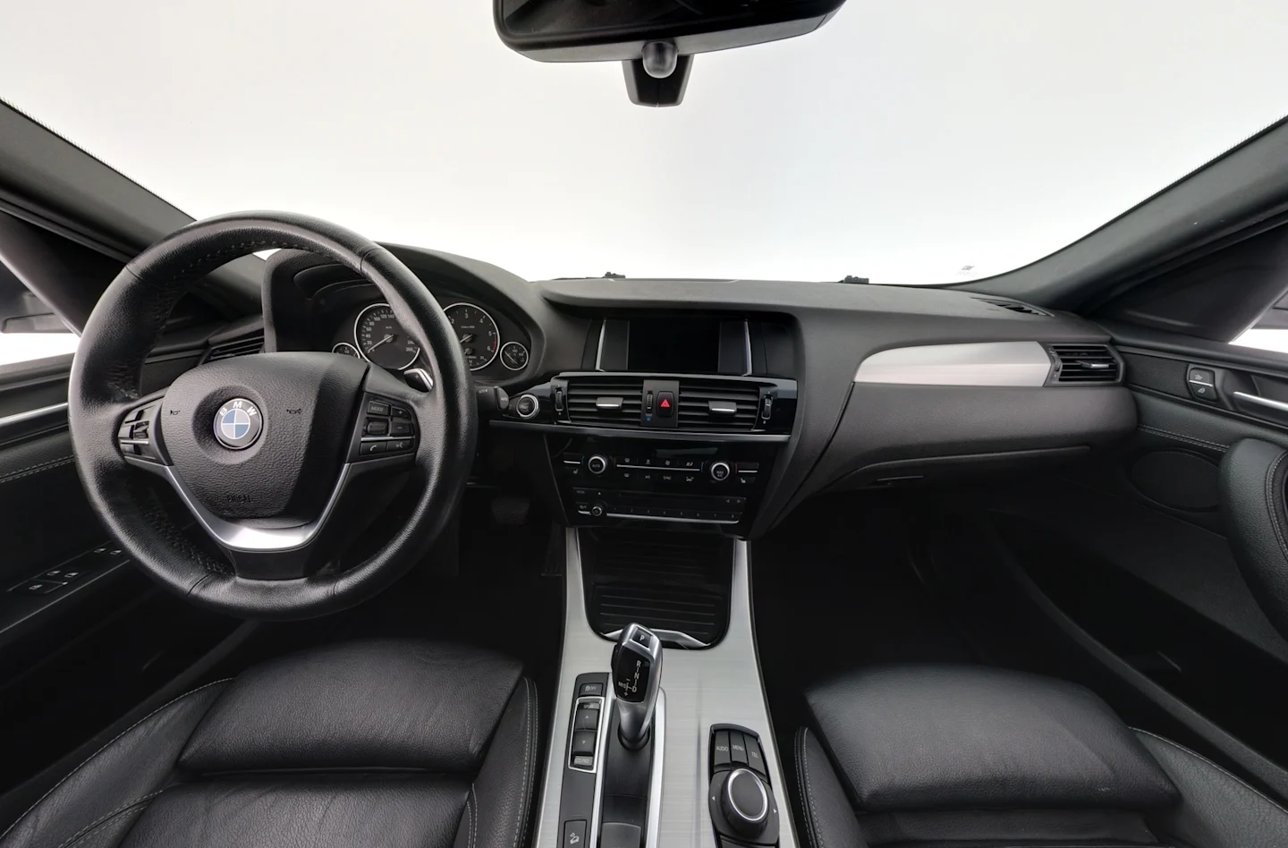 Car Image - jaq1CROSTet8S5oX10YG0