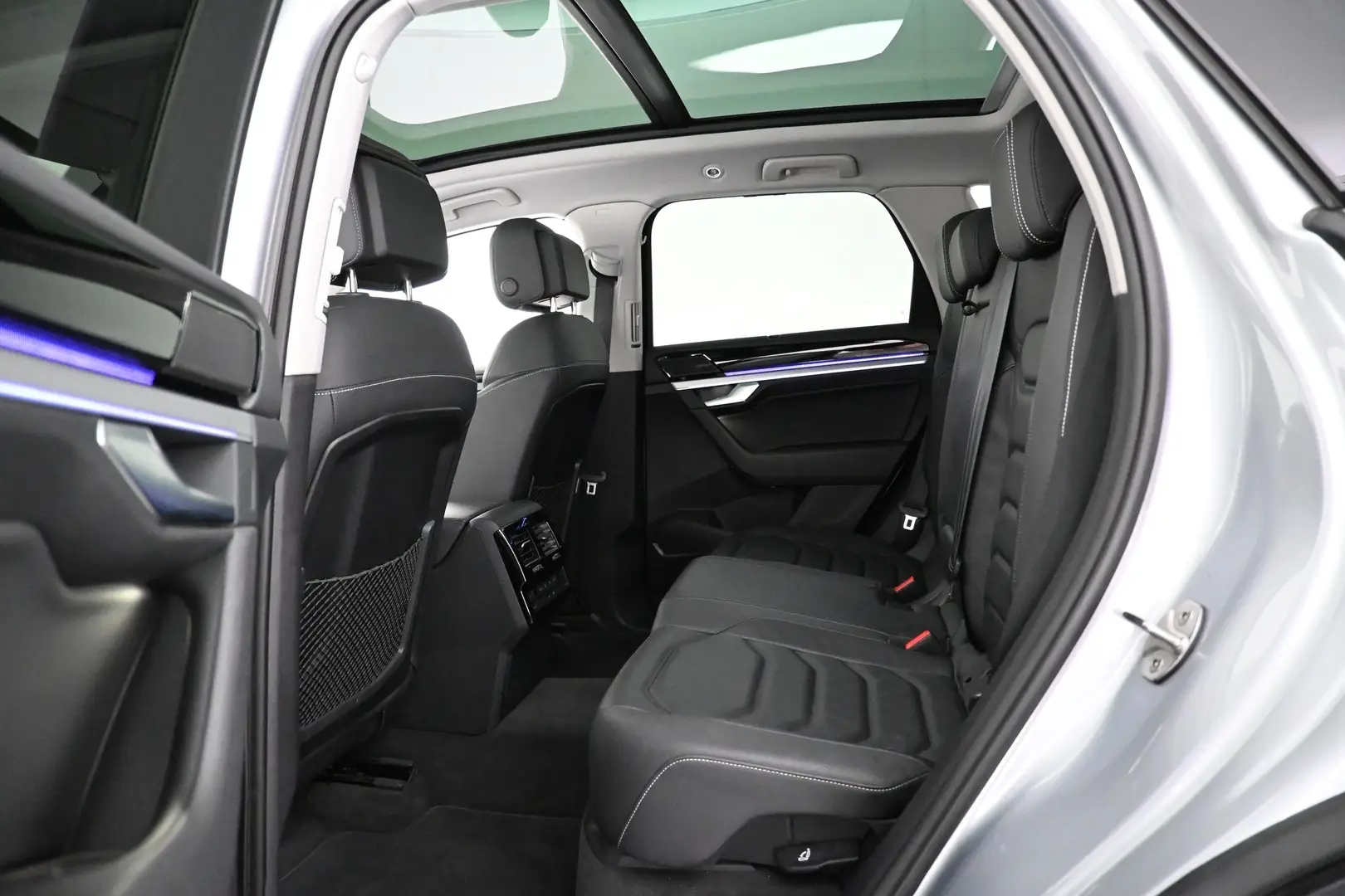 Car Image - PG3jZk6VRWkdzr5Cvq8AX