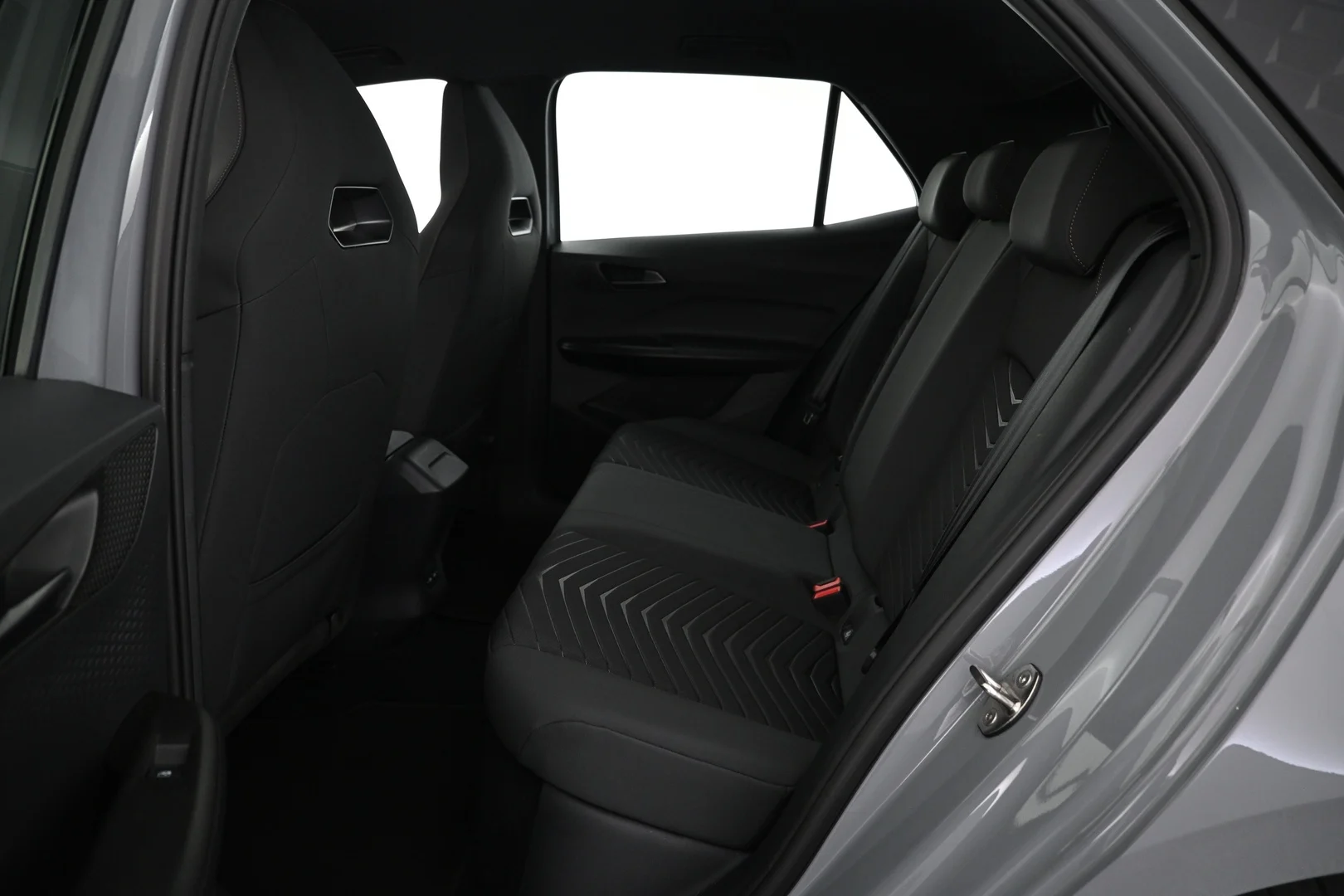 Car Image - 3noMcfOts39z74GdHeuWEO