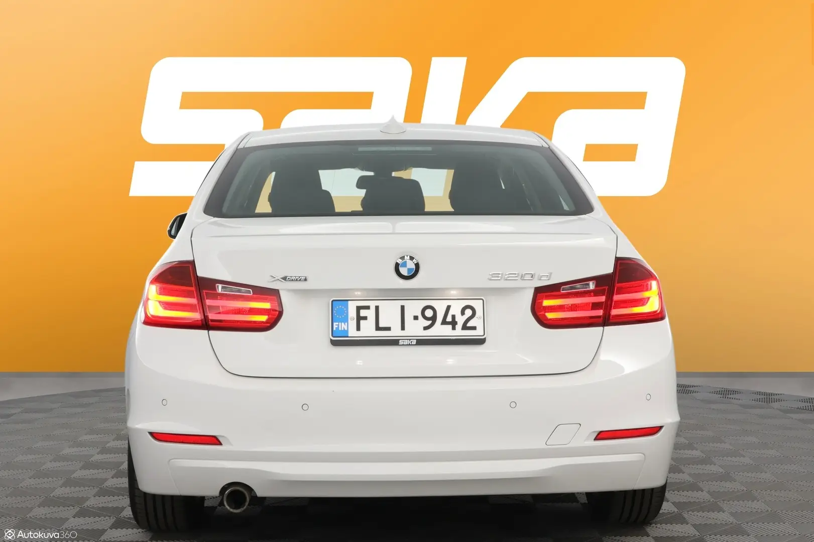 Car Image - dL6kL8kPbdXfSG6r5TzPE