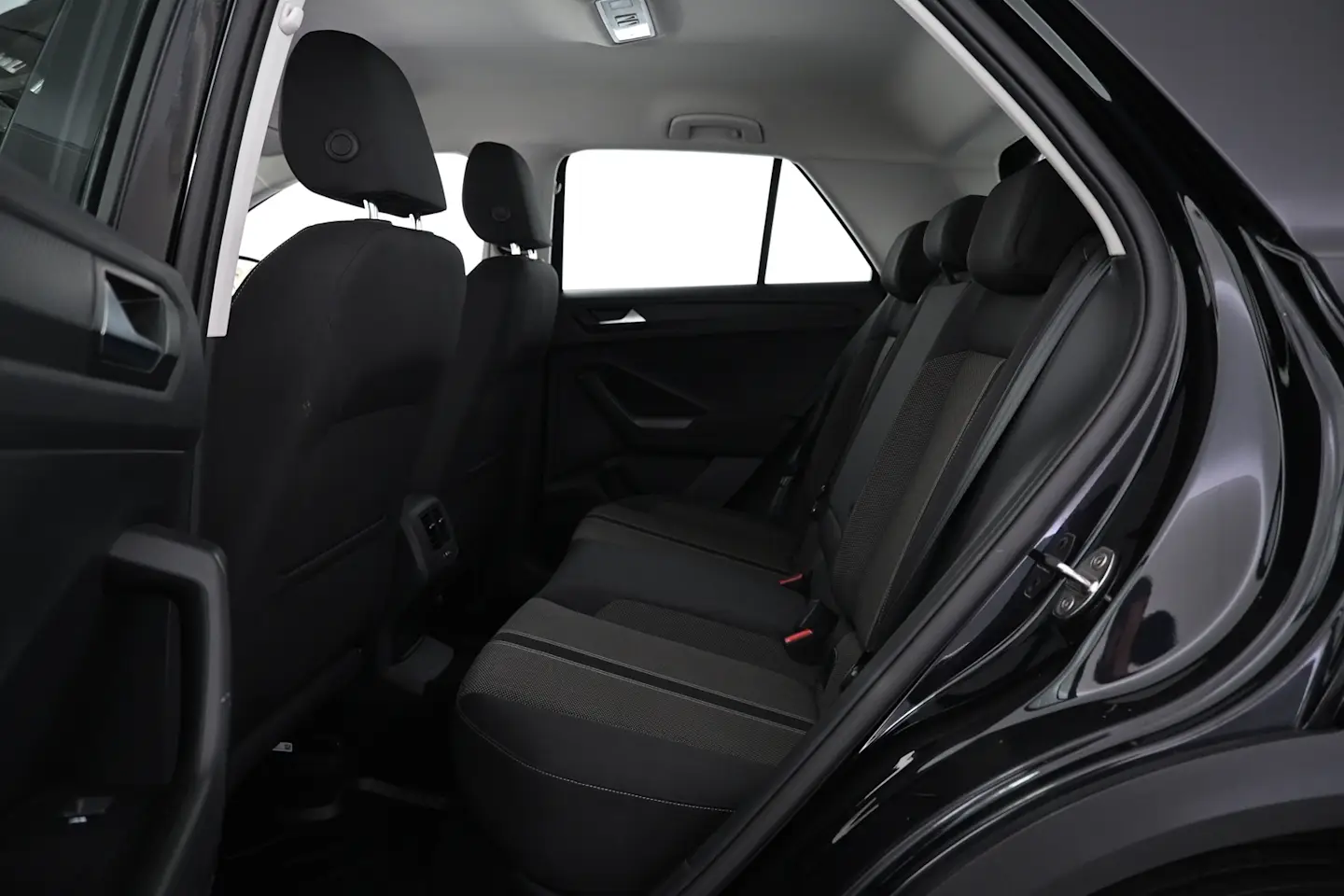 Car Image - 5FB7XLYXcsY3UemkoxoTTd