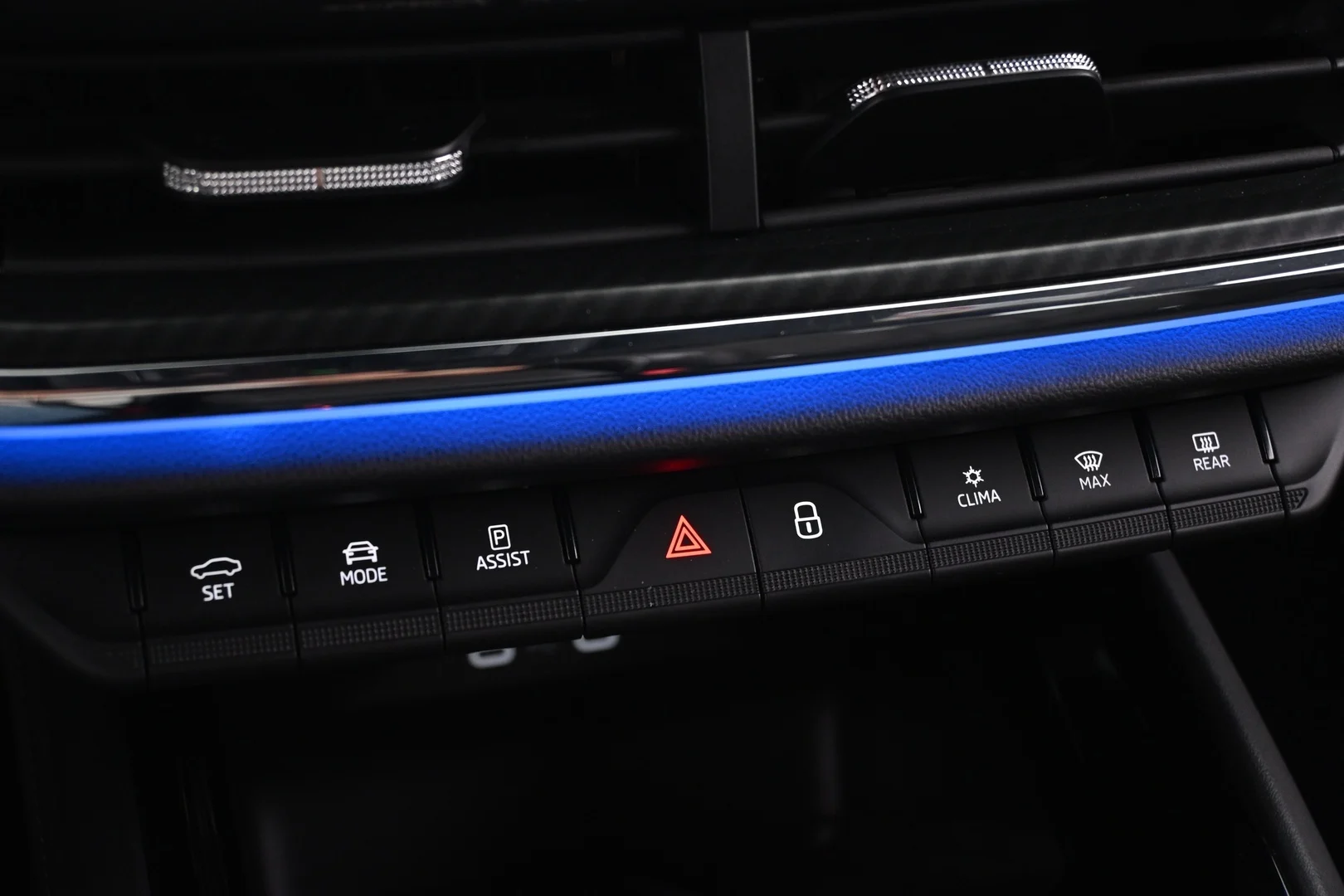 Car Image - 5RDi6fdnT1XDqQeCRmloJf
