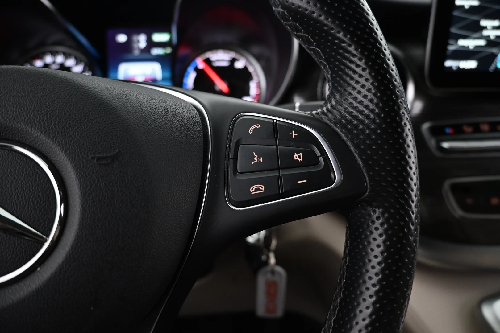 Car Image - 23fm6KtyYLUp9GmmLG37lx