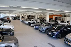Vaihtoautokaupoissa isot erot – Sakan autokanta on tuorein