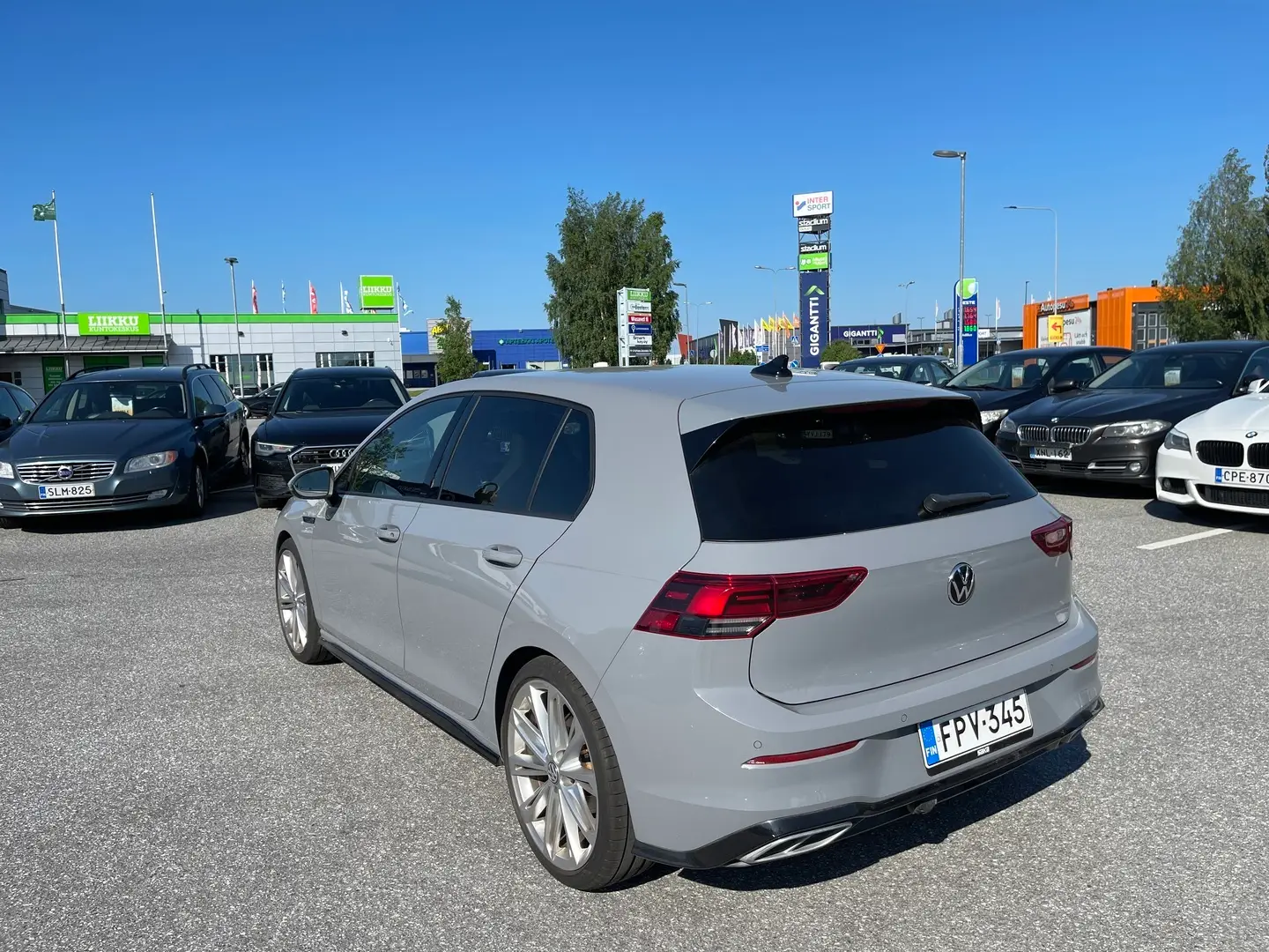 Car Image - Vqq2jIEHEFEEZIMRLcYbS