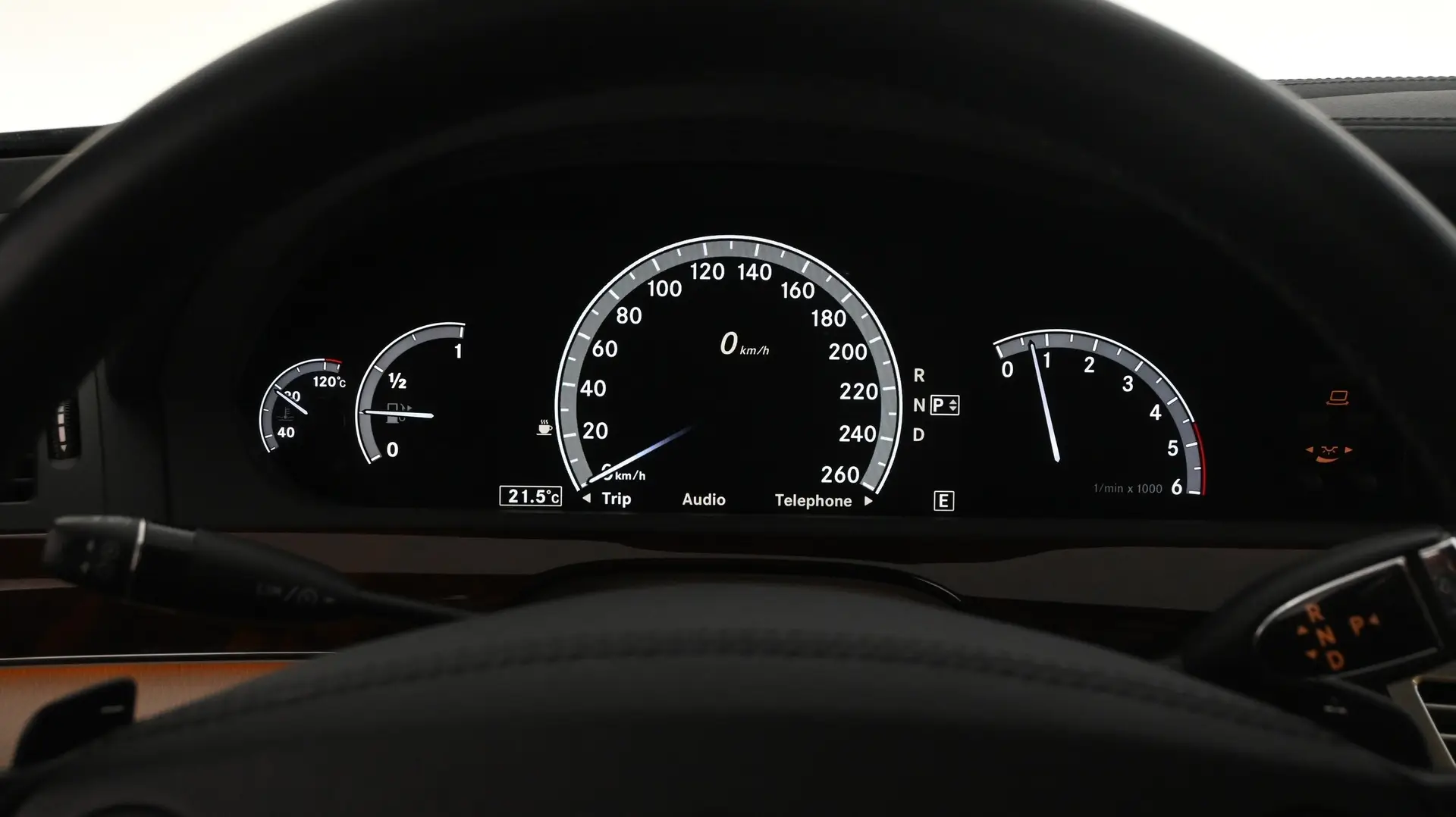 Car Image - 2jjB1OiW6LEvzJjcJ4Rp6z