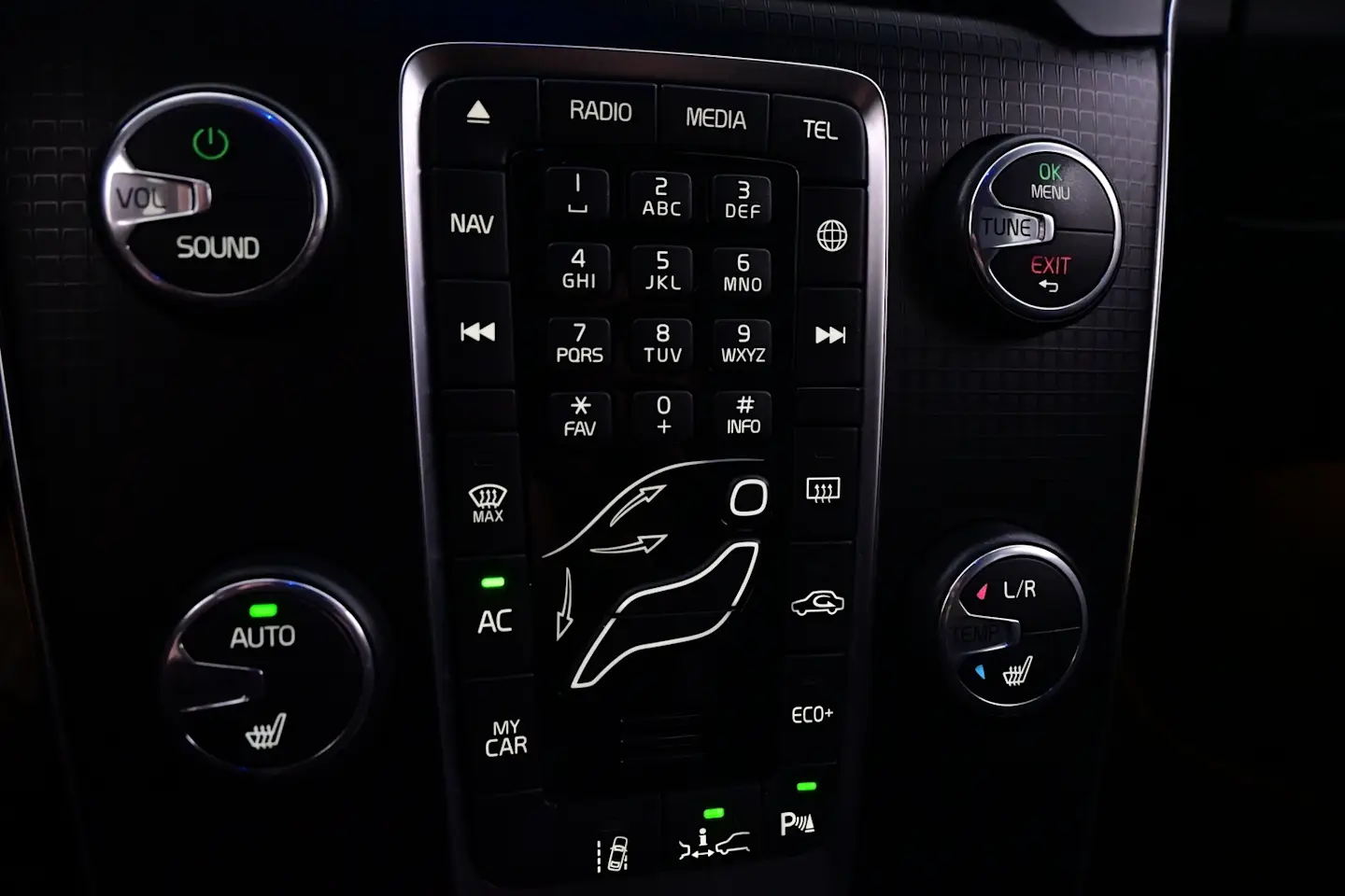 Car Image - vMoqGlXIboTZZpvarE9a3
