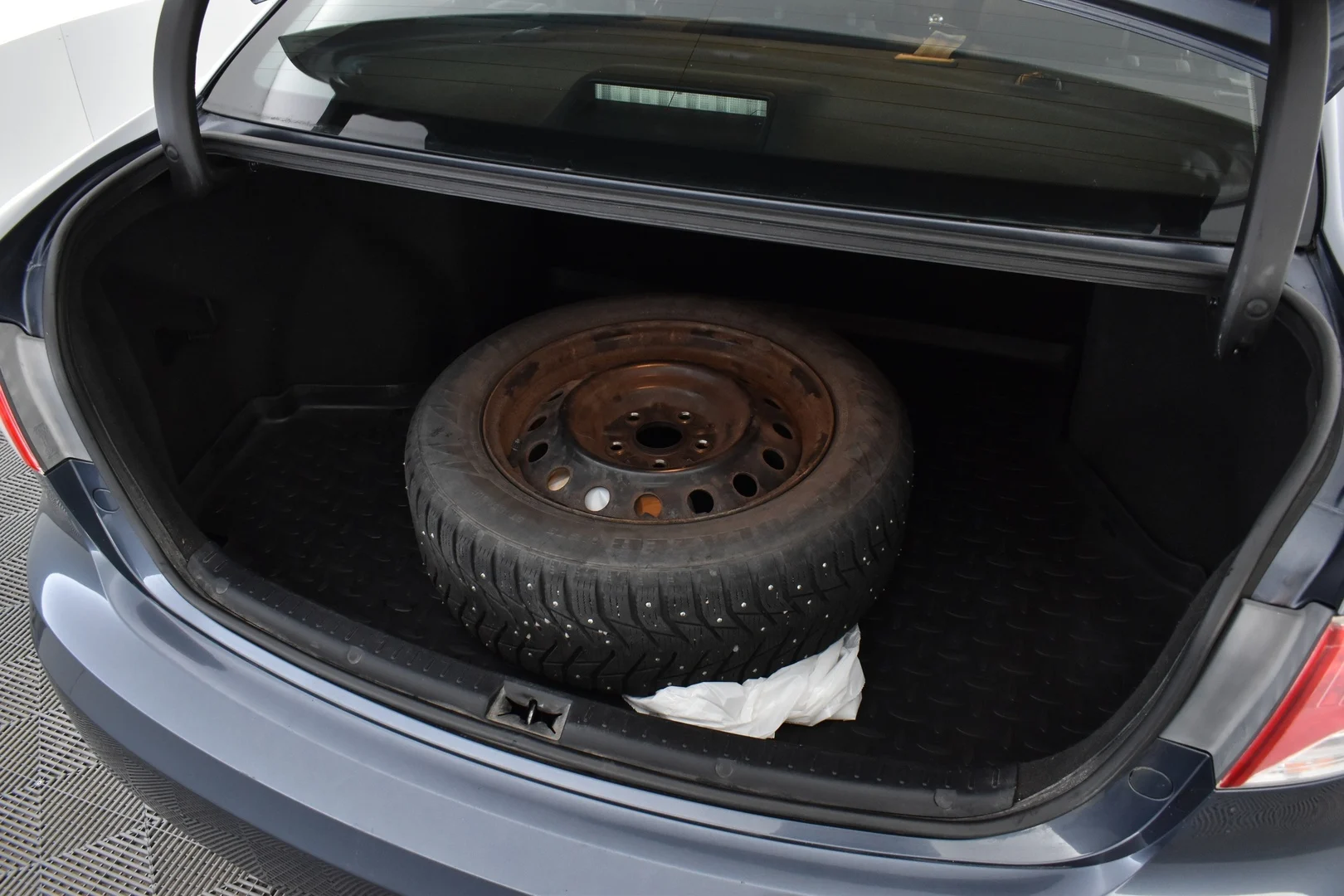 Car Image - 1m3ErupEzwJYdEmGBvdvby