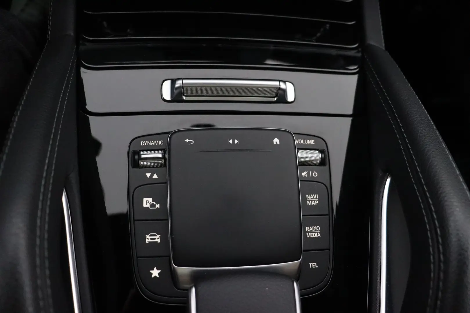 Car Image - 2NsUQdo8wbBNBdrLOJs6vq