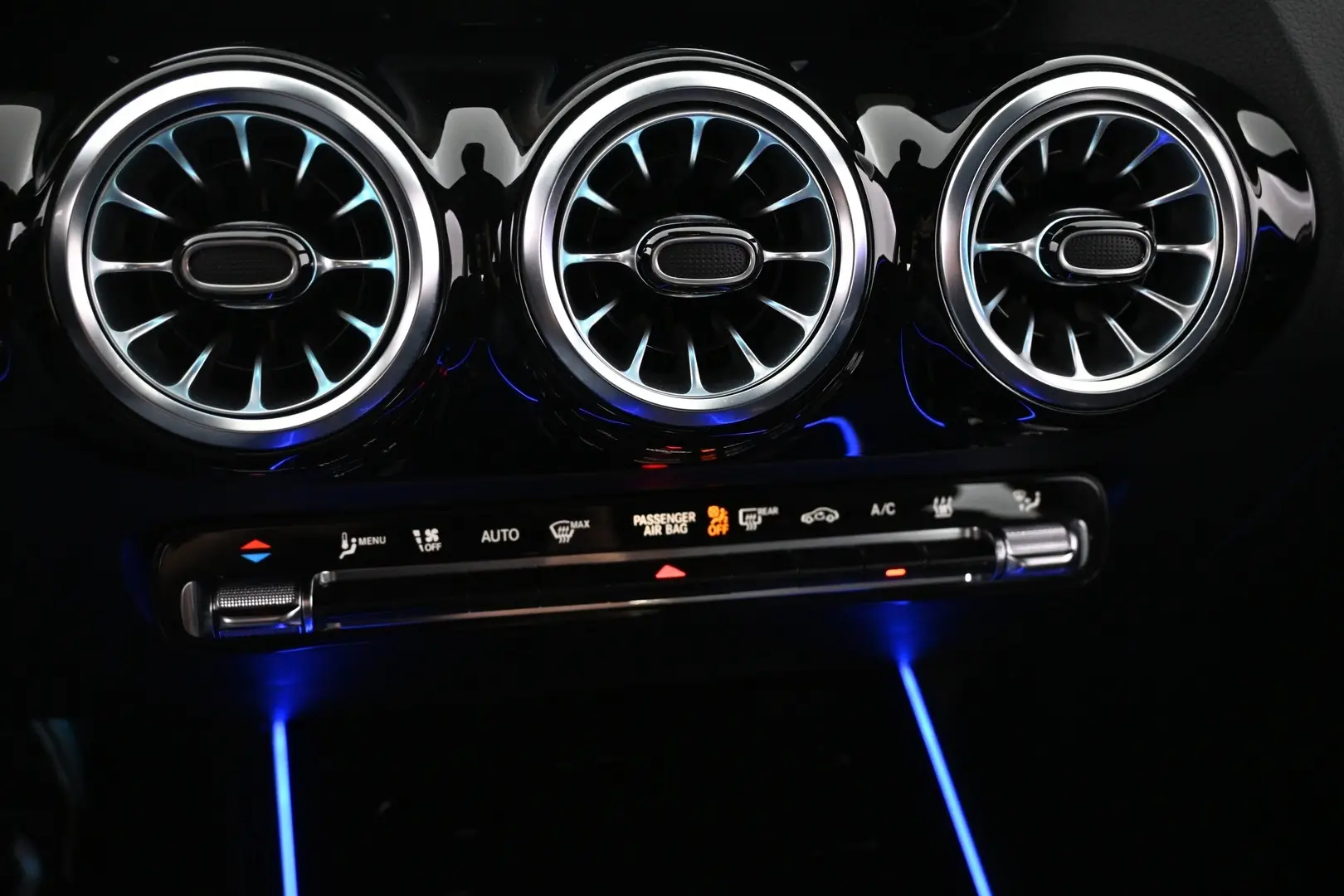 Car Image - 1aHYKO0f1gTQdjNEaCkgut