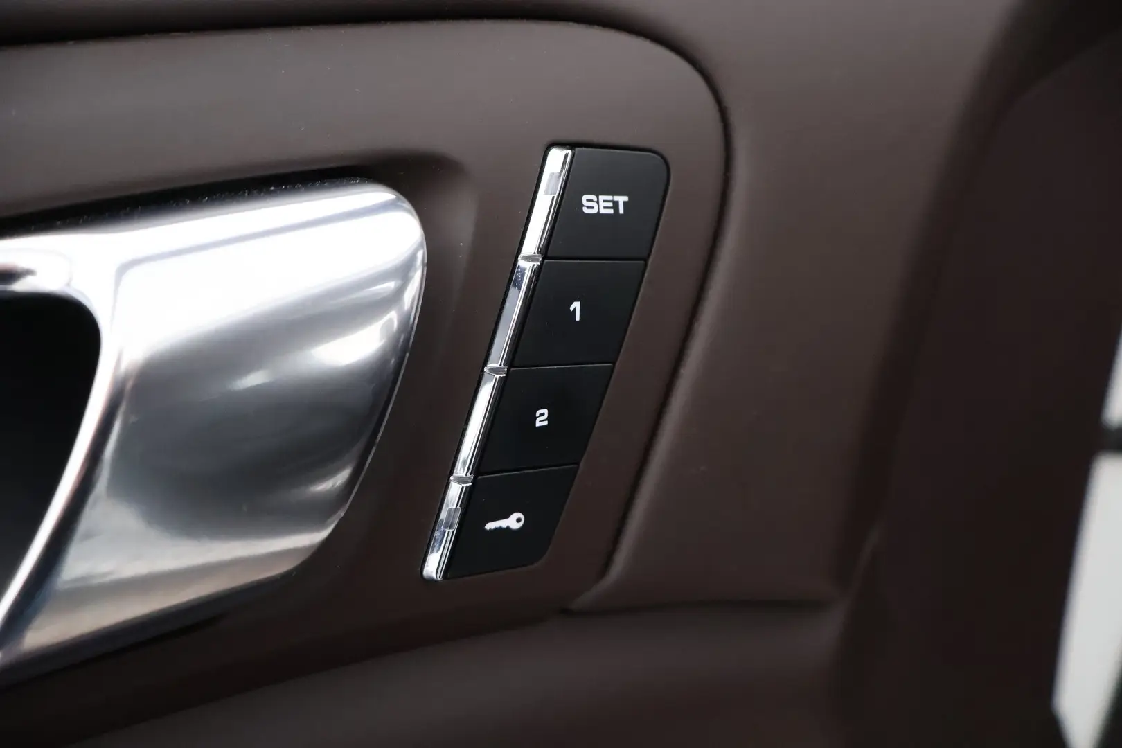 Car Image - 7LvFqadFKCUDBLQFFGlNxR