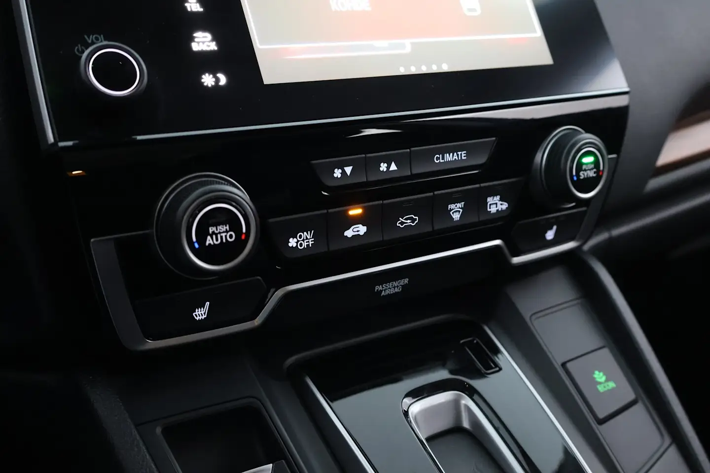 Car Image - 1hXmMYF85YESook5btj8TR