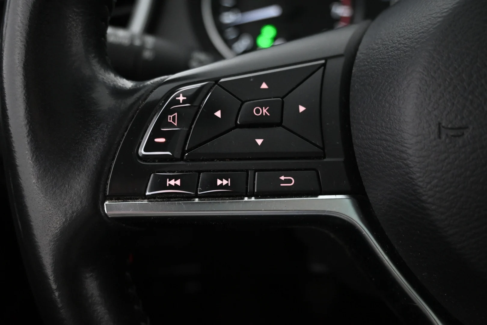Car Image - 3f8iEmqqQhNI1CTmpI3MaS