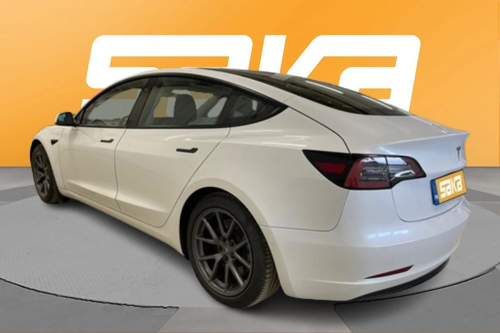 Car Image - 6m06EplD4nWKckYGDyEN4G